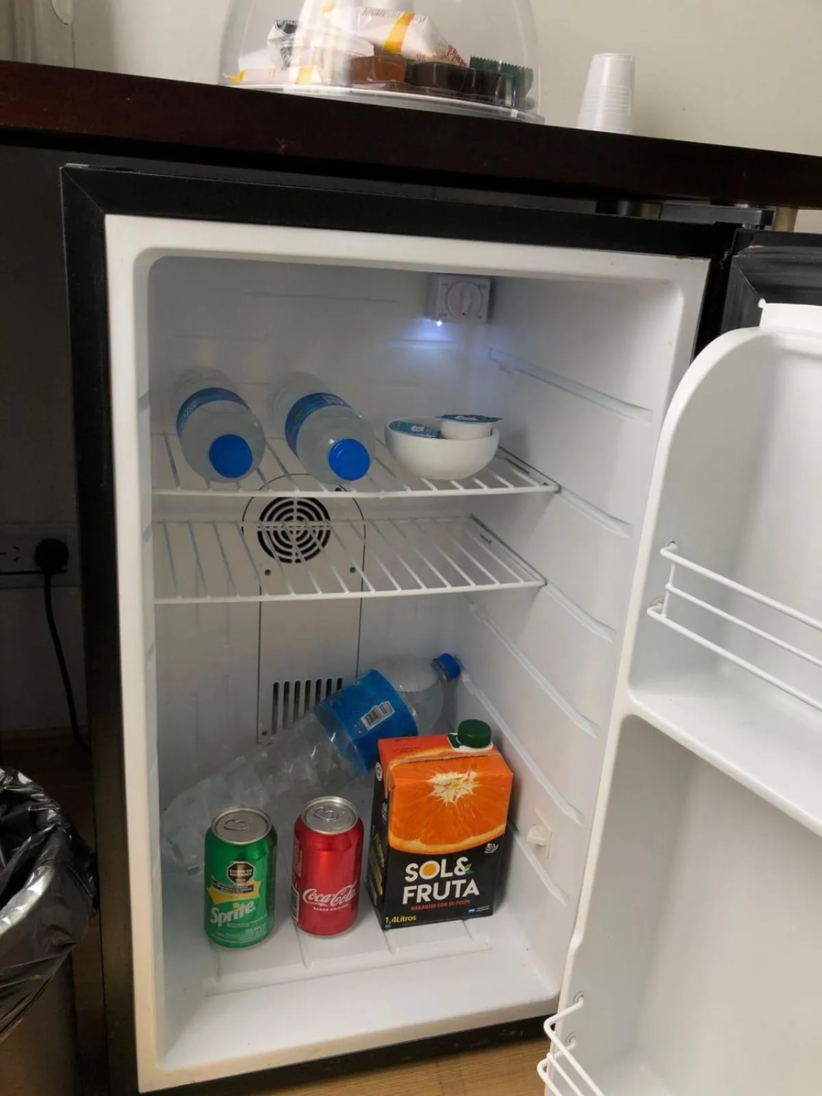 Food and drinks in Palermo Bridge