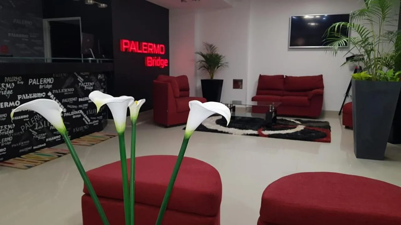 Lobby or reception in Palermo Bridge