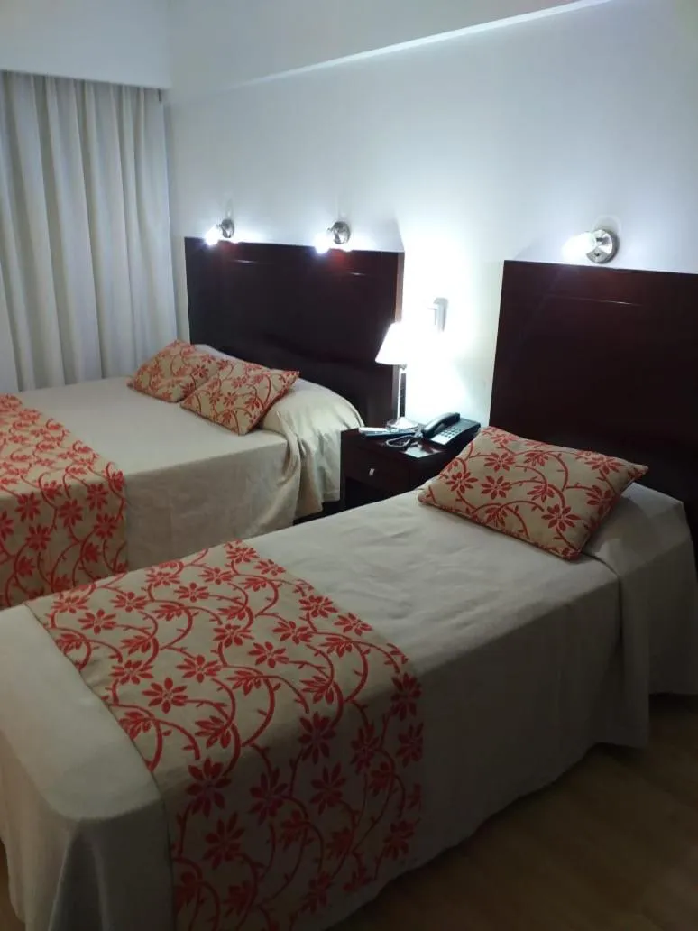 Bed in Palermo Bridge