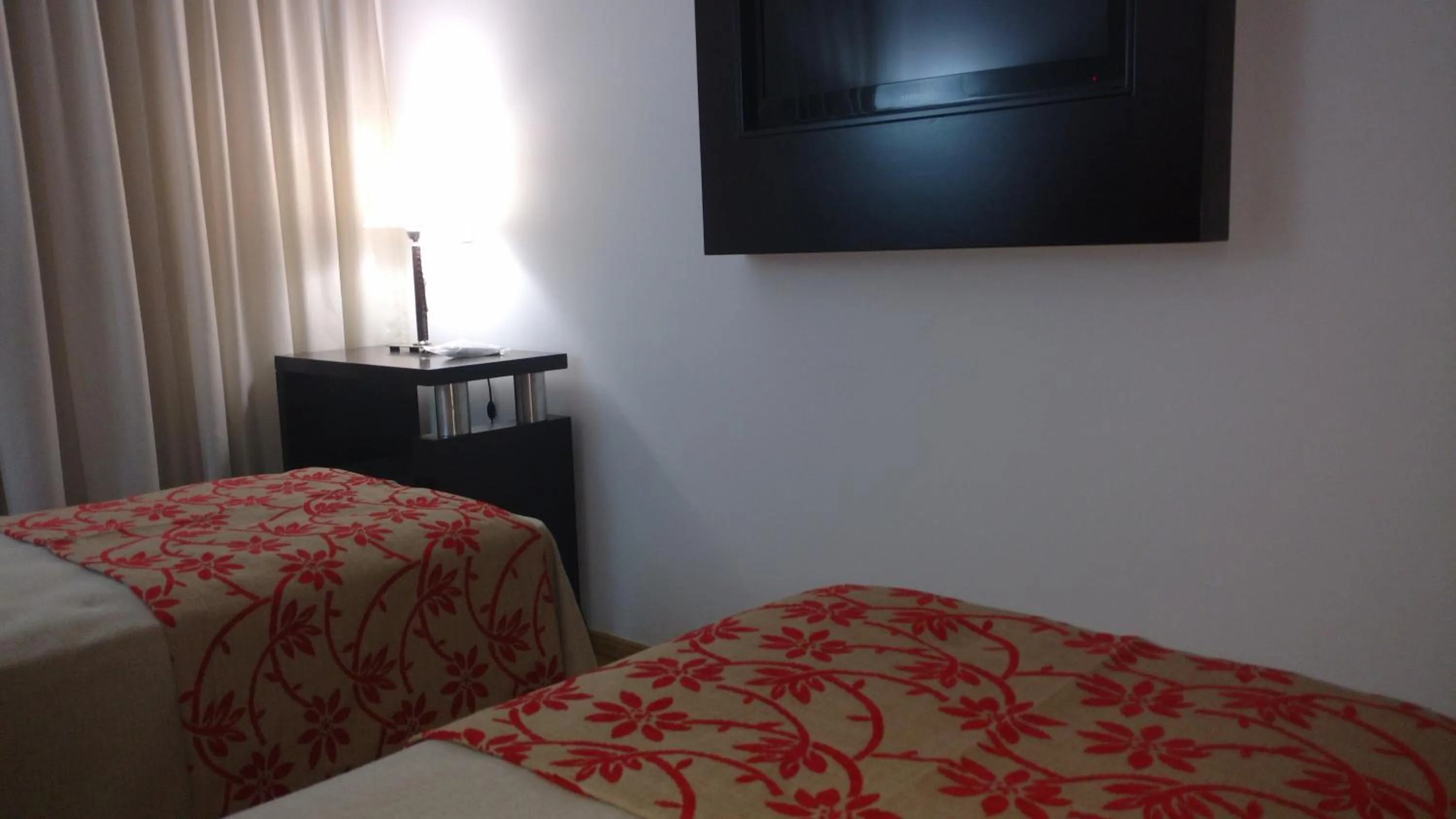 Bed in Palermo Bridge