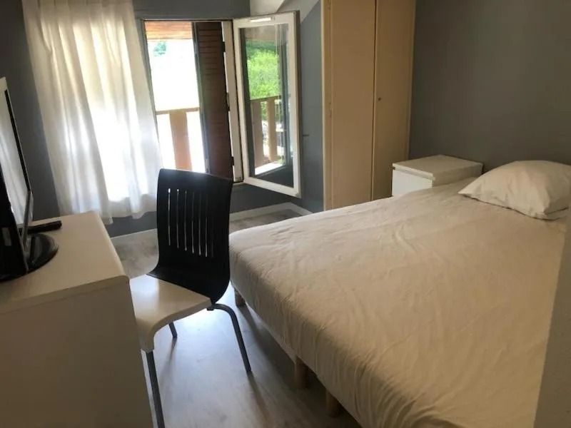 Bed in HOTEL BON ACCUEIL