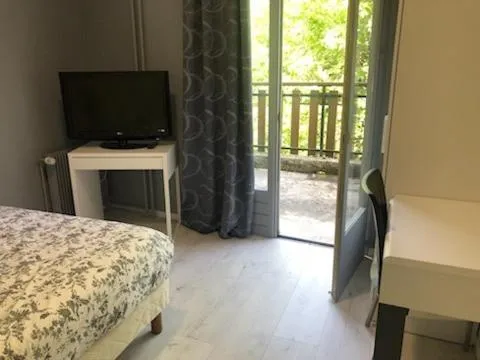 Bed in HOTEL BON ACCUEIL