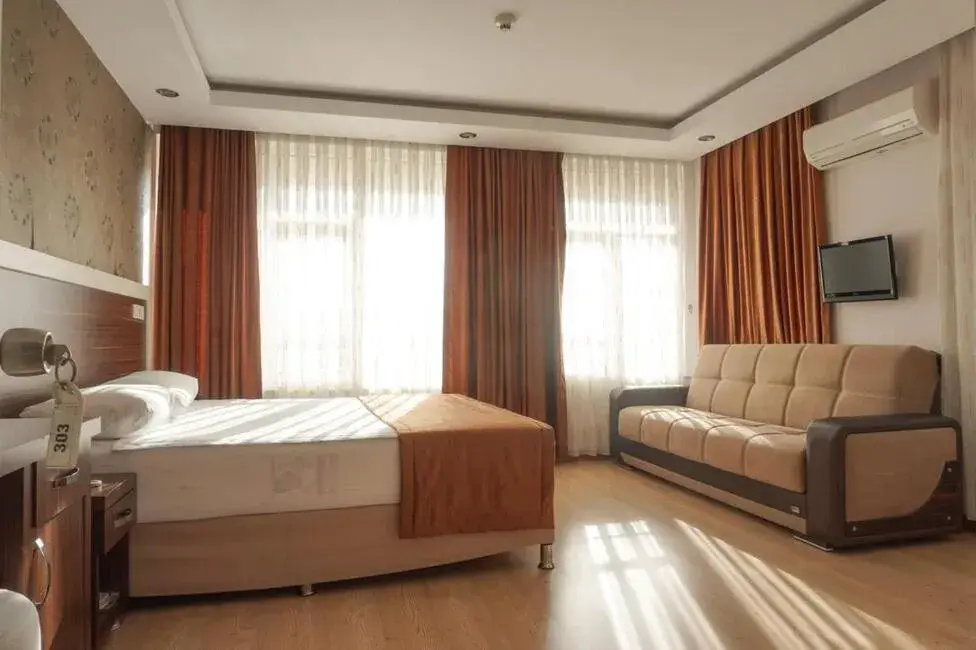 Standard Double Room - single occupancy in River Hotel Standard Double Room - single occupancy in River Hotel