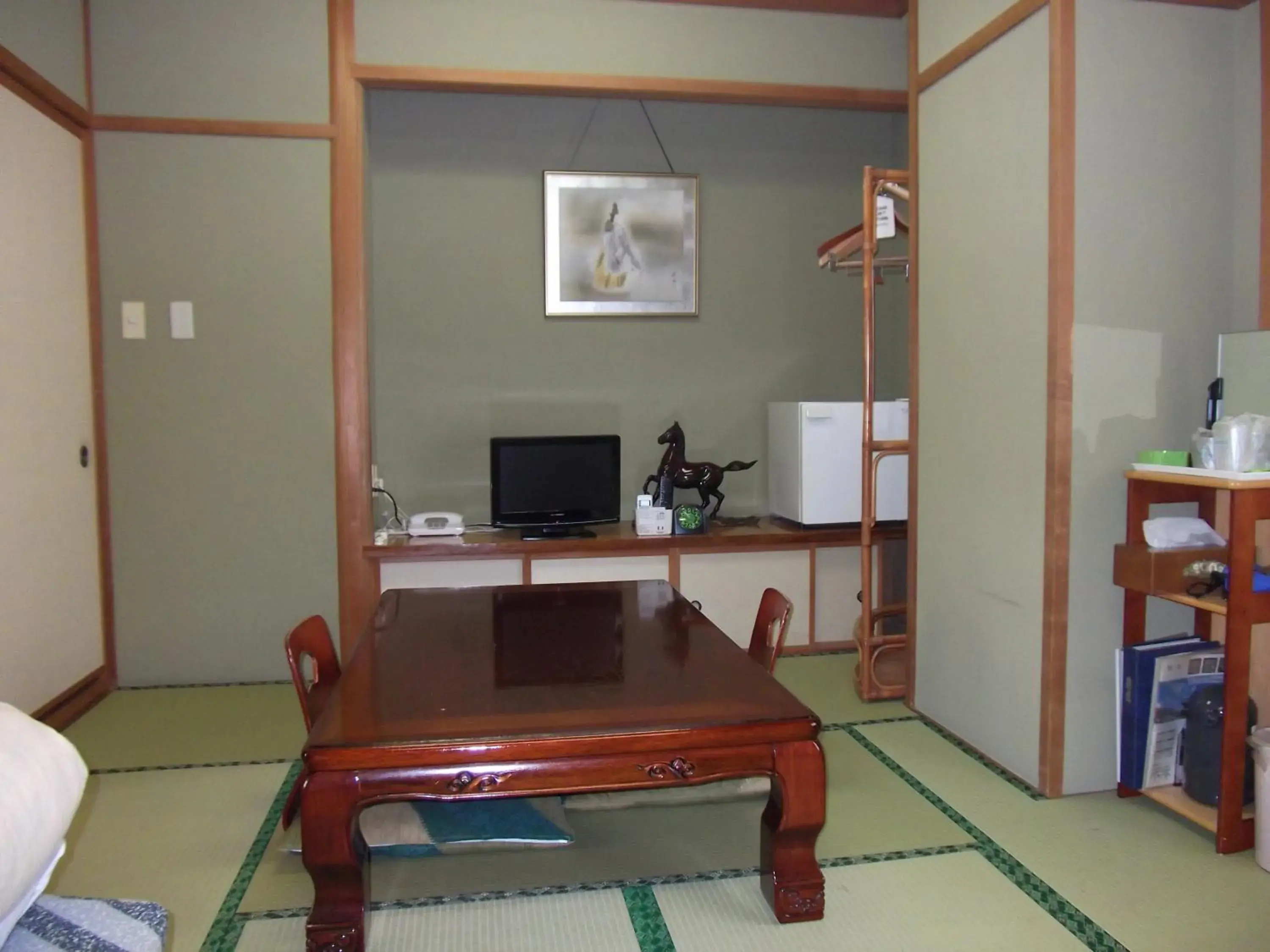 Dining area, TV/Entertainment Center in Asahi City Inn Hotel