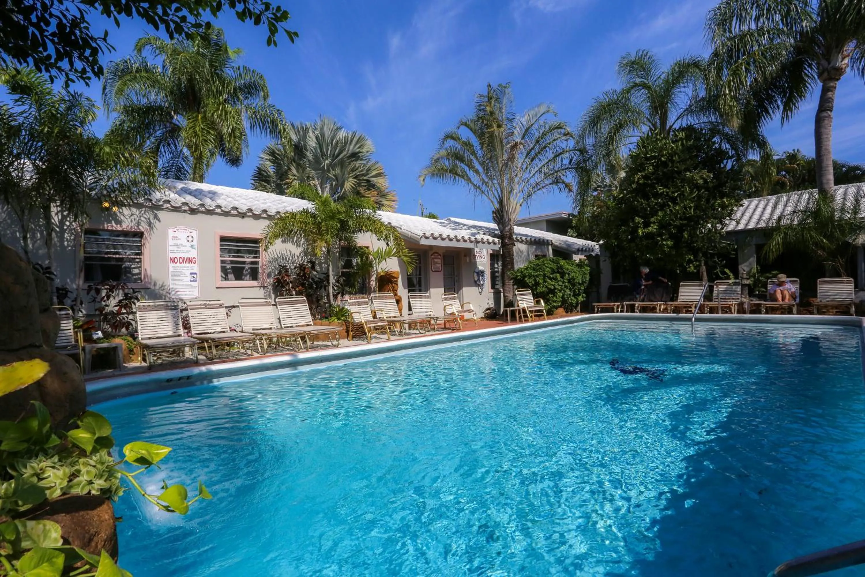 Property building in Richard's Motel