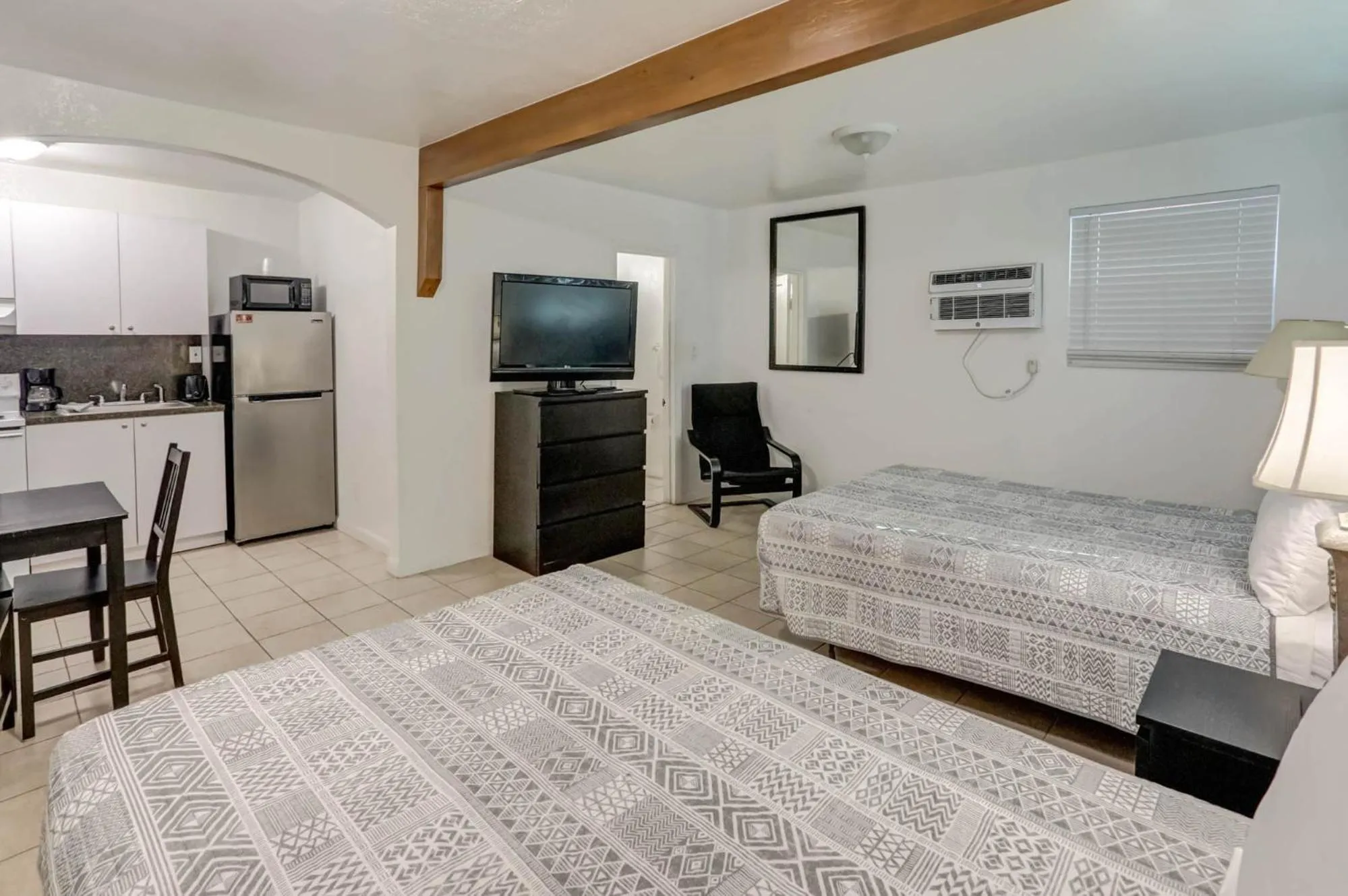 Bed in Richard's Motel