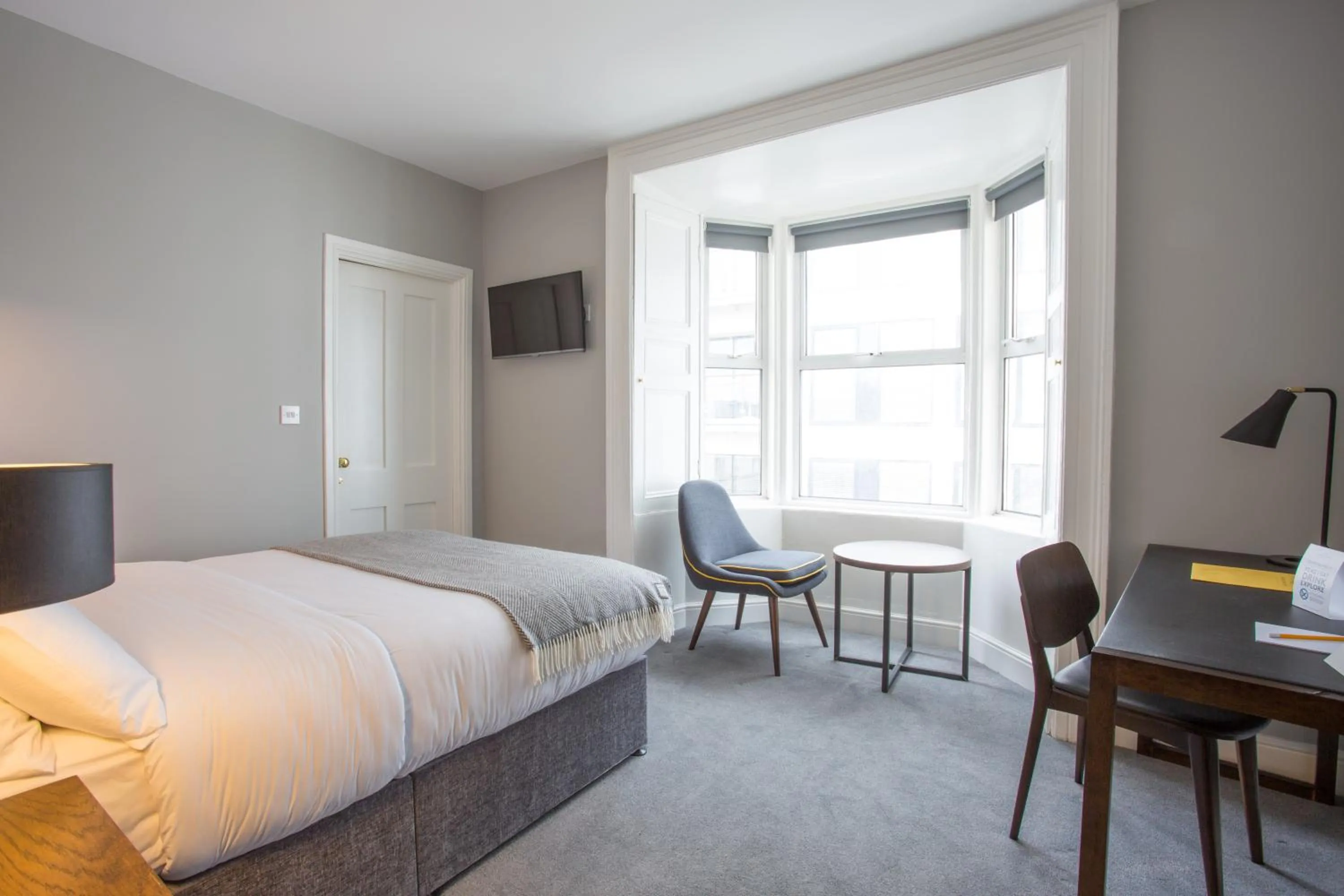 Photo of the whole room, Bed in Haddington House