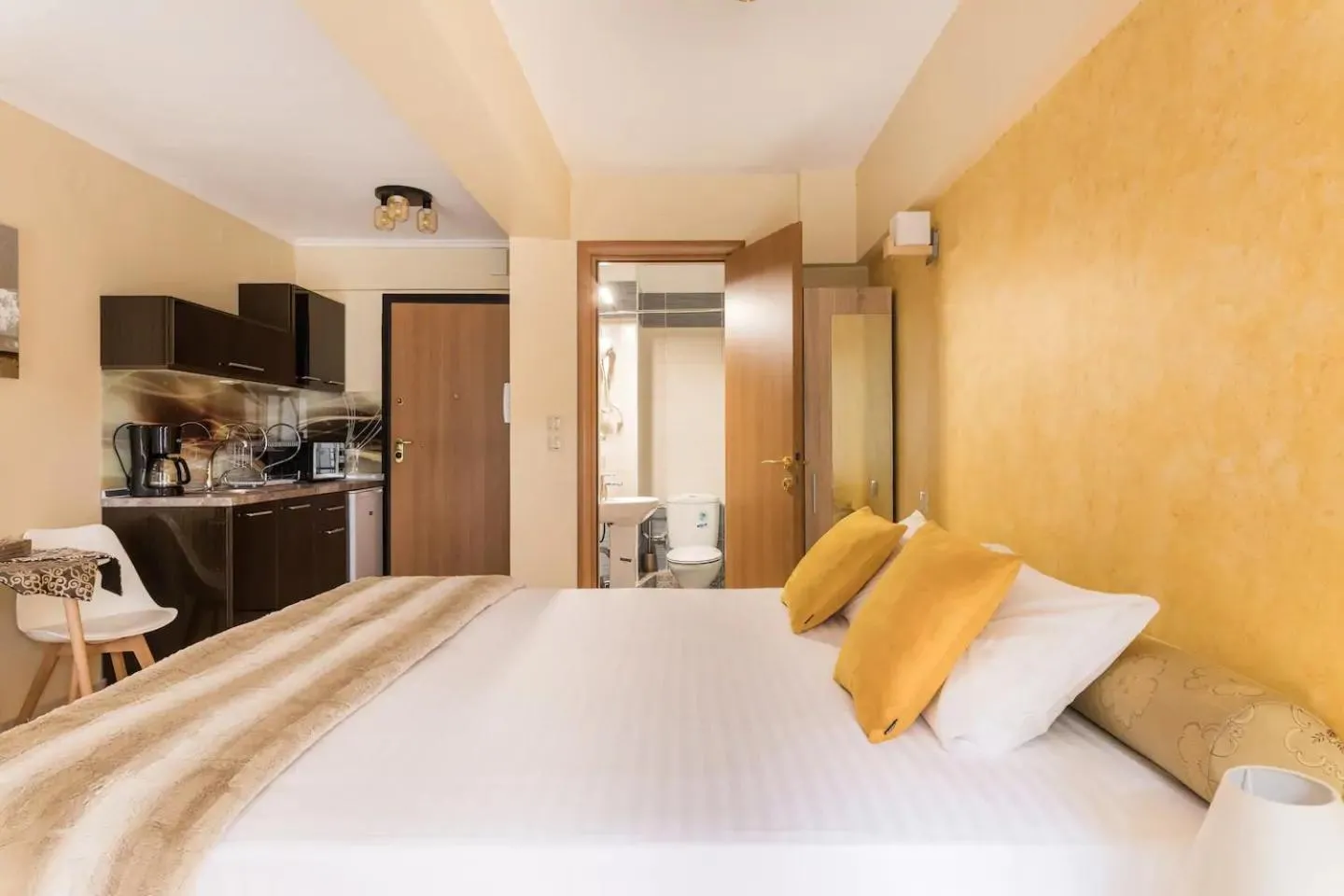 Manina SeaSide Apartment