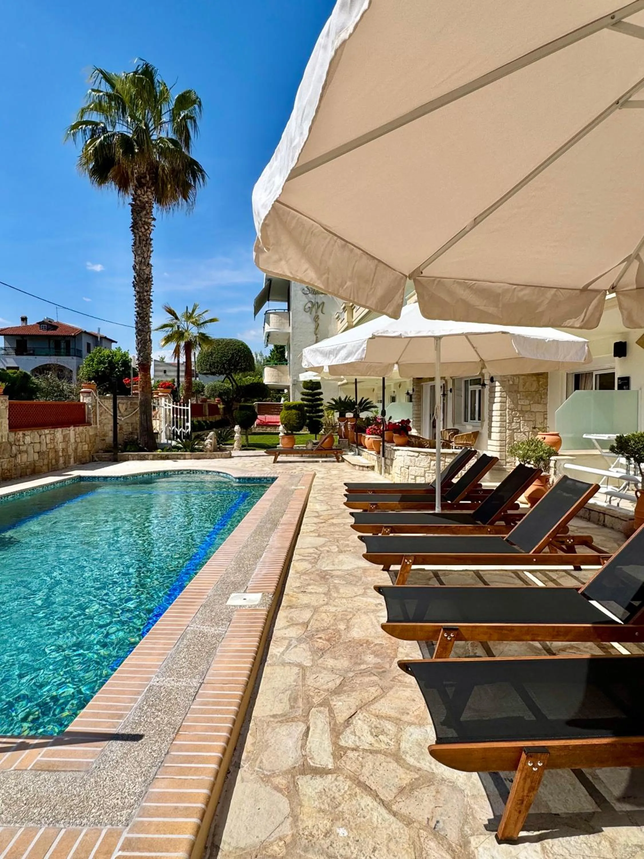 Swimming pool in Melis Studios