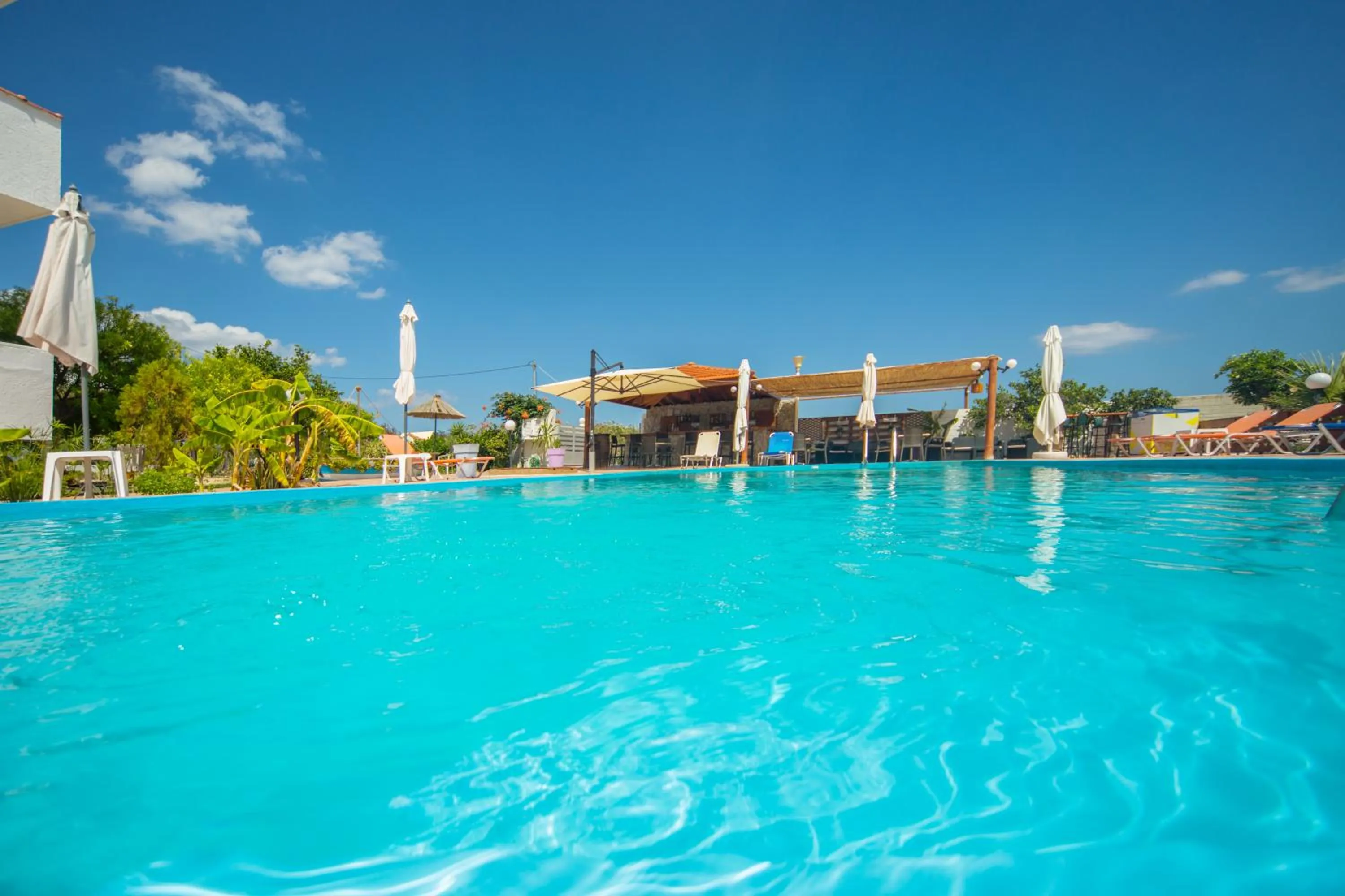 Swimming pool in Sea Harmony