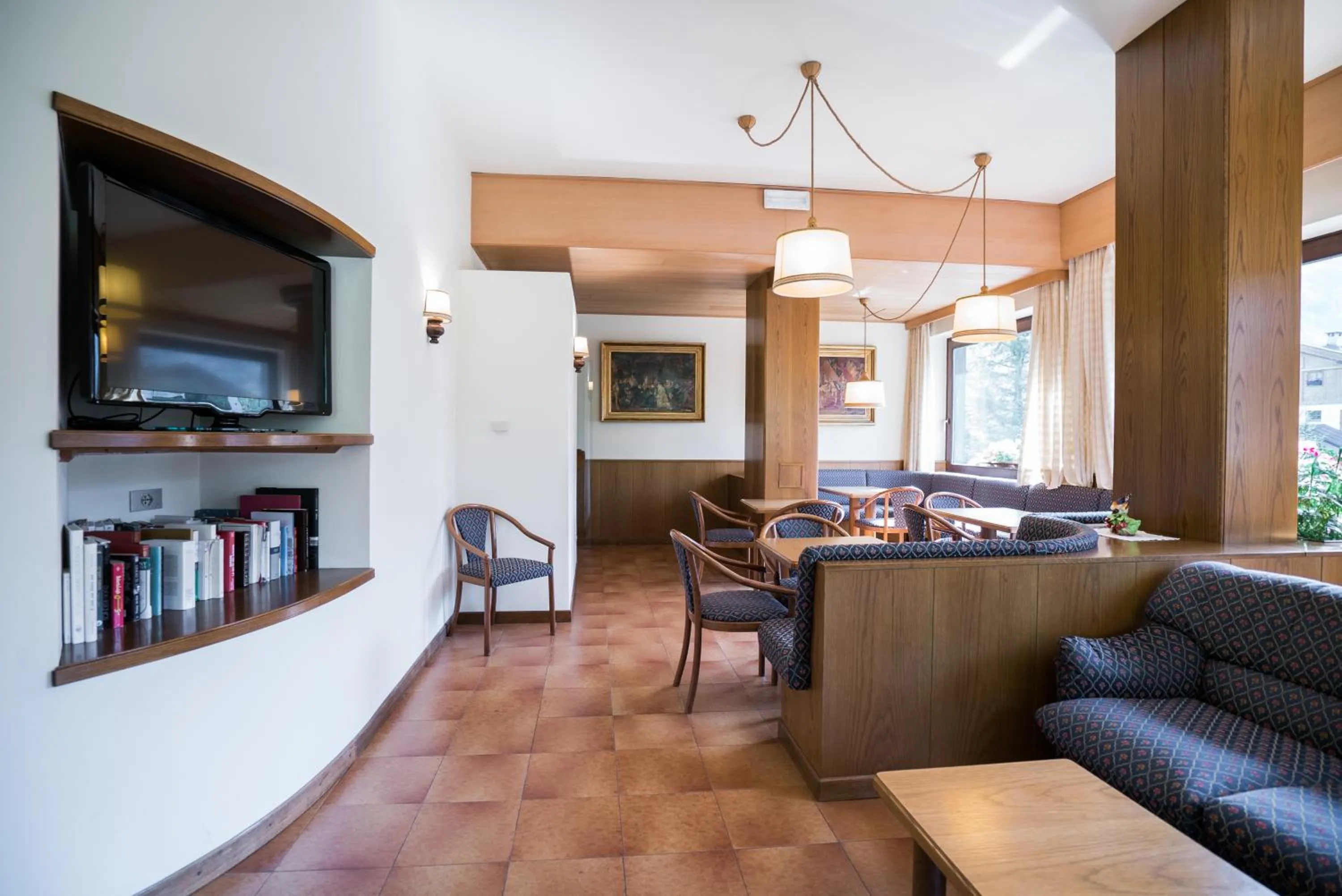 Communal lounge/ TV room in Hotel Rio