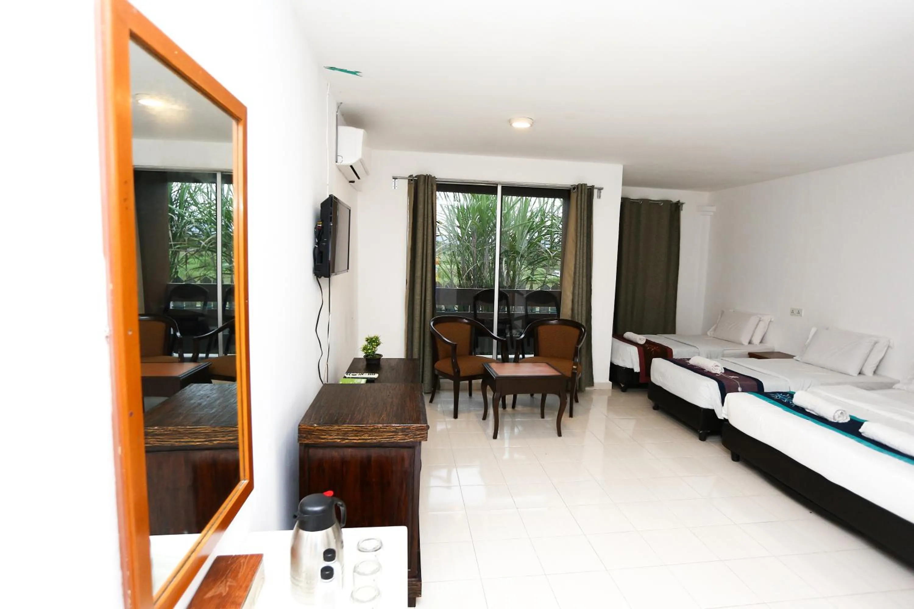 Bed in Pondok Muara Chalet