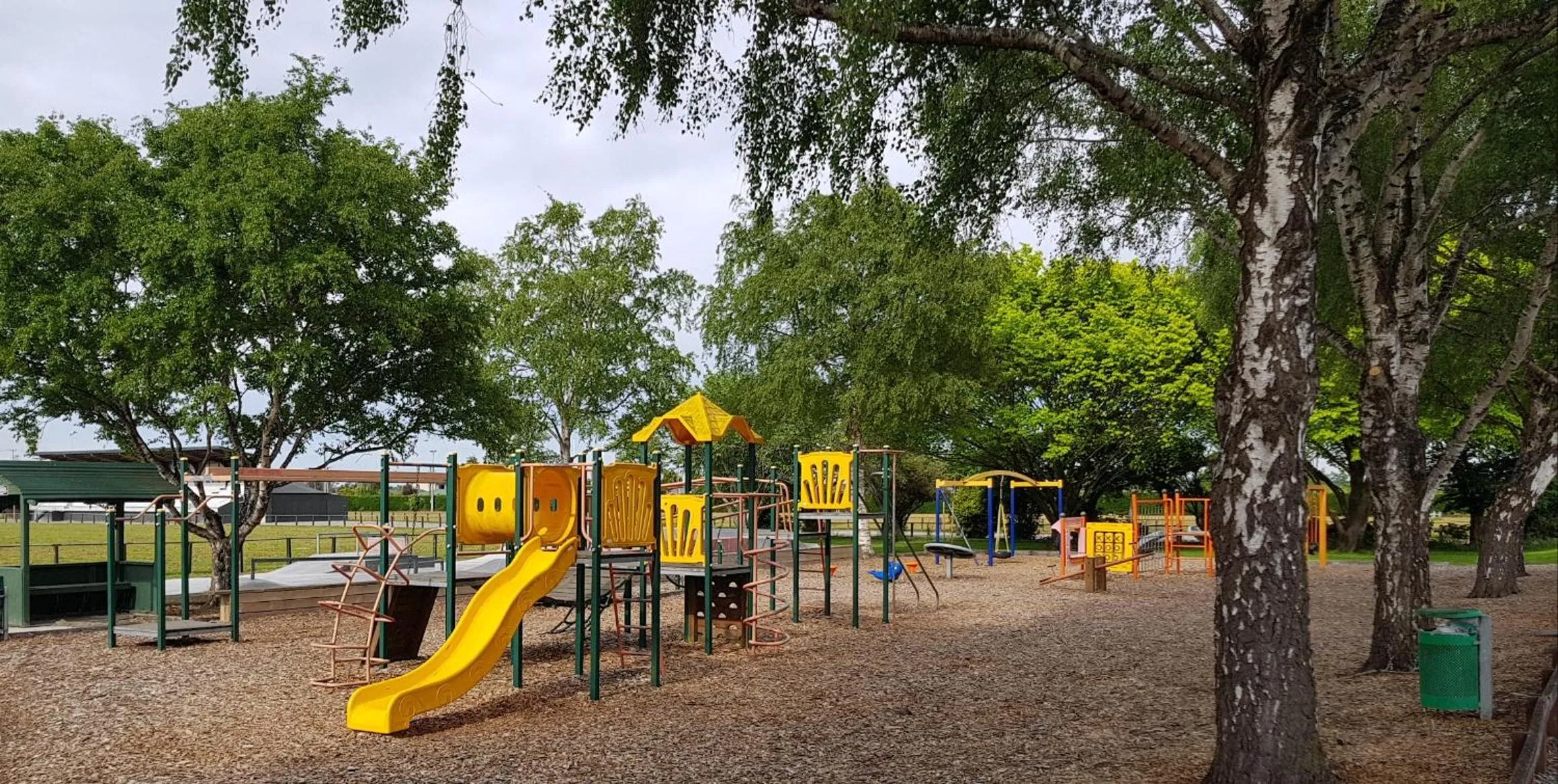 Children play ground in 113 On Park