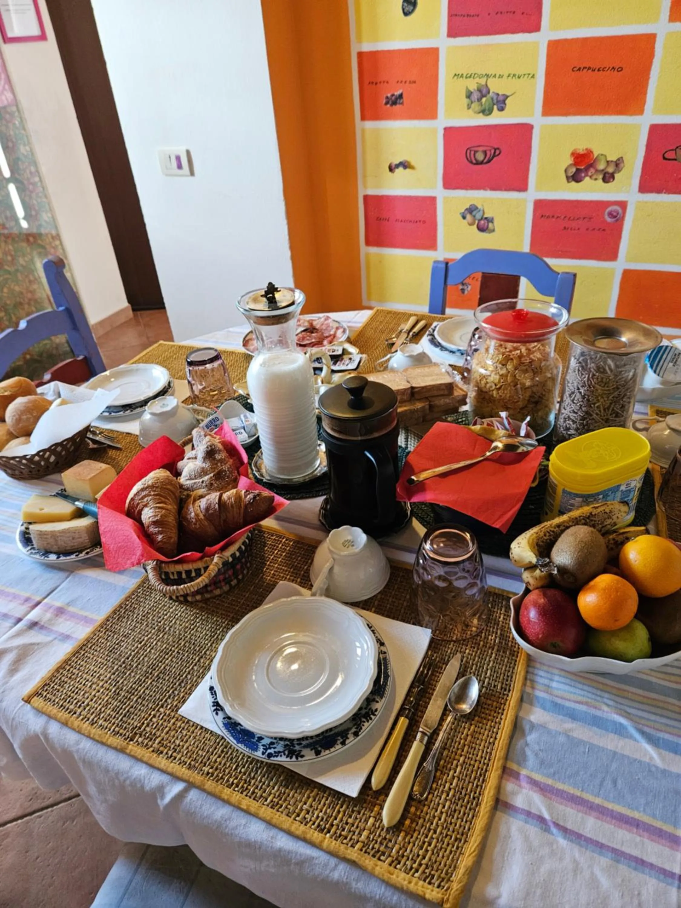 Breakfast in B&B Il Pioppo E La Fonte