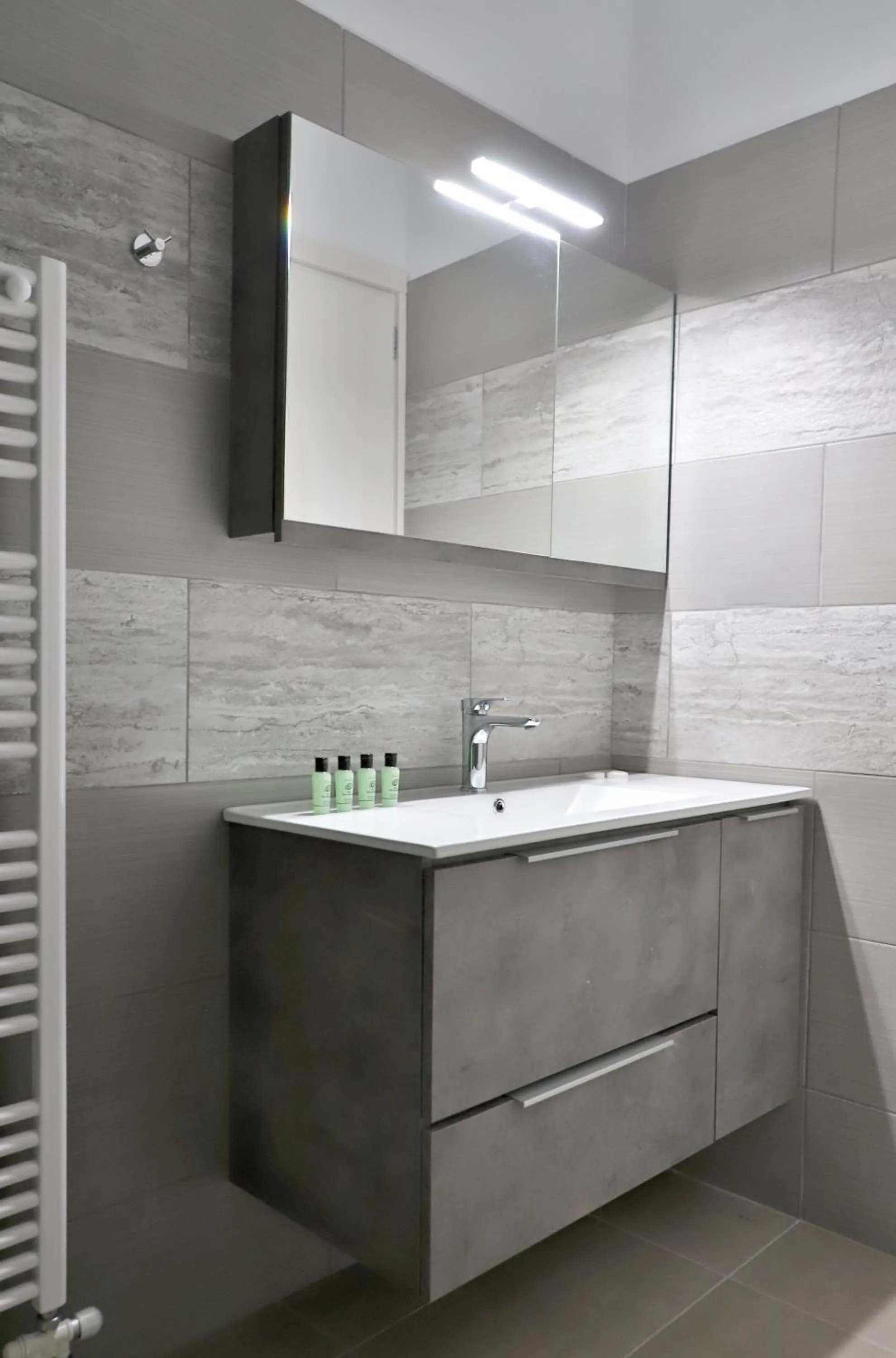 Helios Studios & Apartments