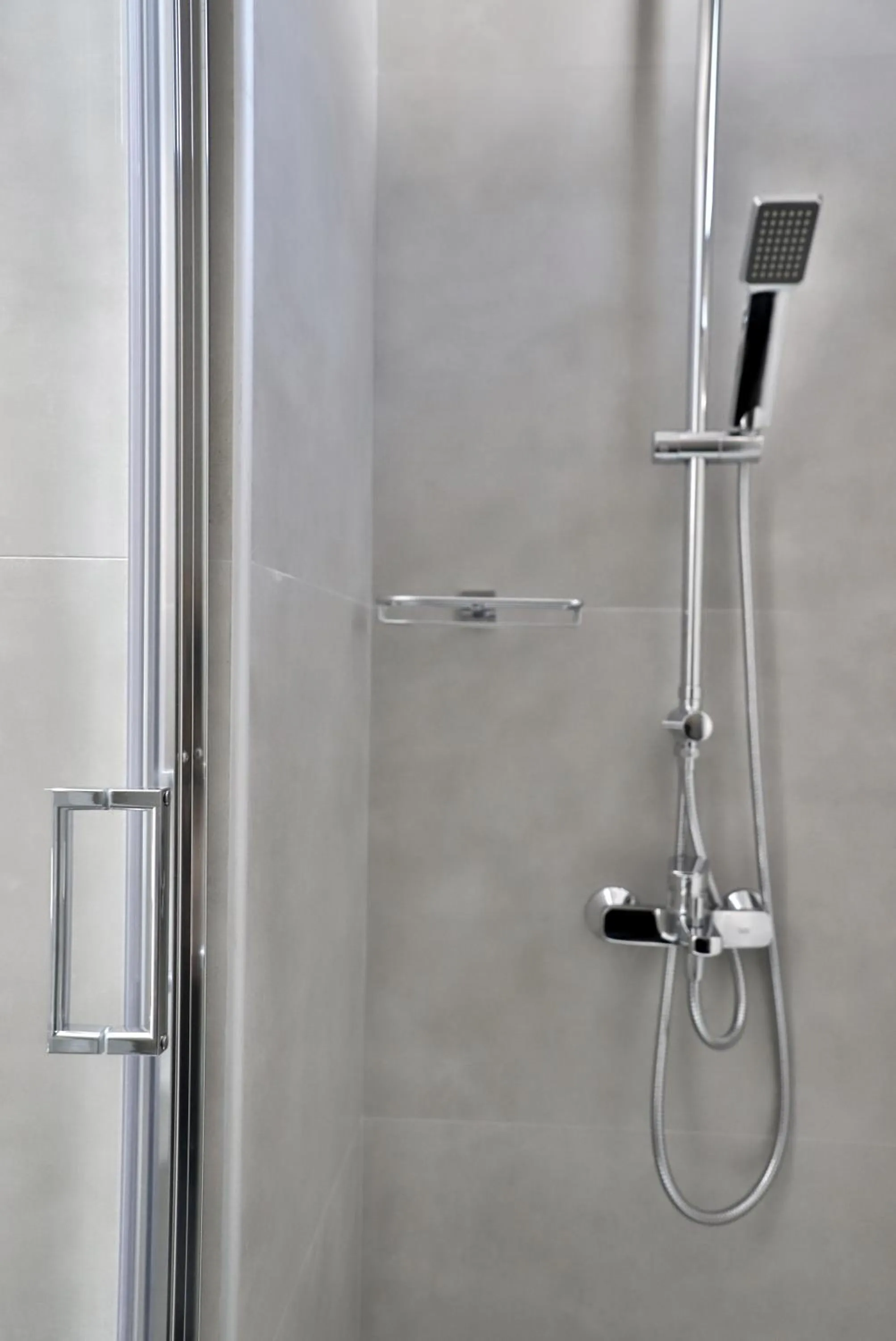 Helios Studios & Apartments