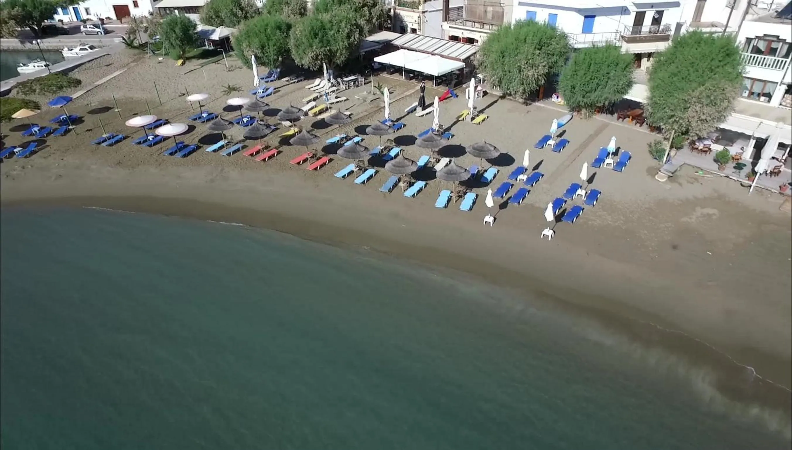 Helios Studios & Apartments