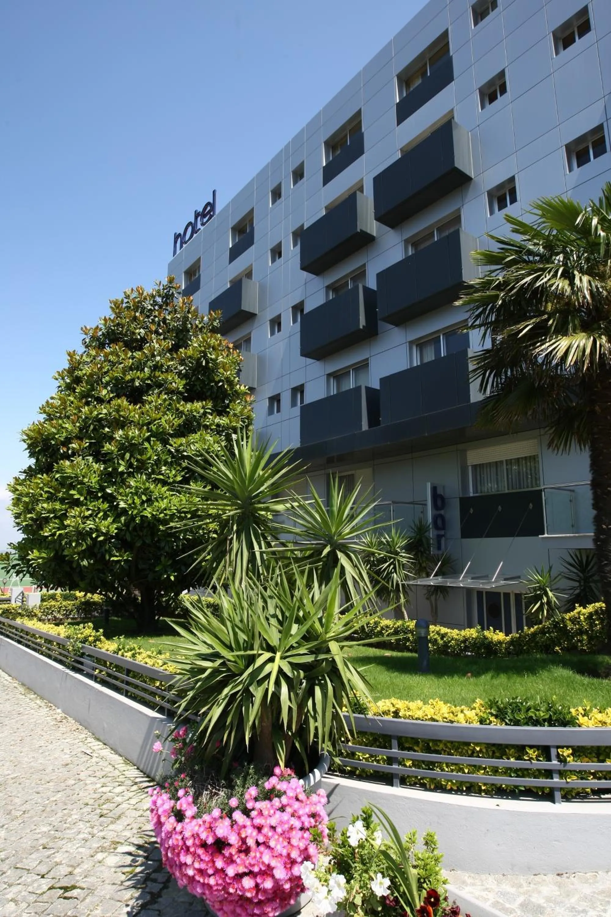 Facade/entrance in Hotel Feira Pedra Bela