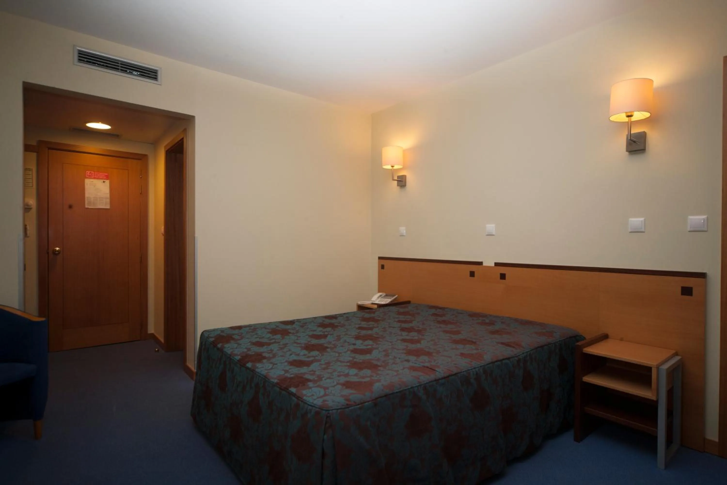 Bedroom, Bed in Hotel Feira Pedra Bela