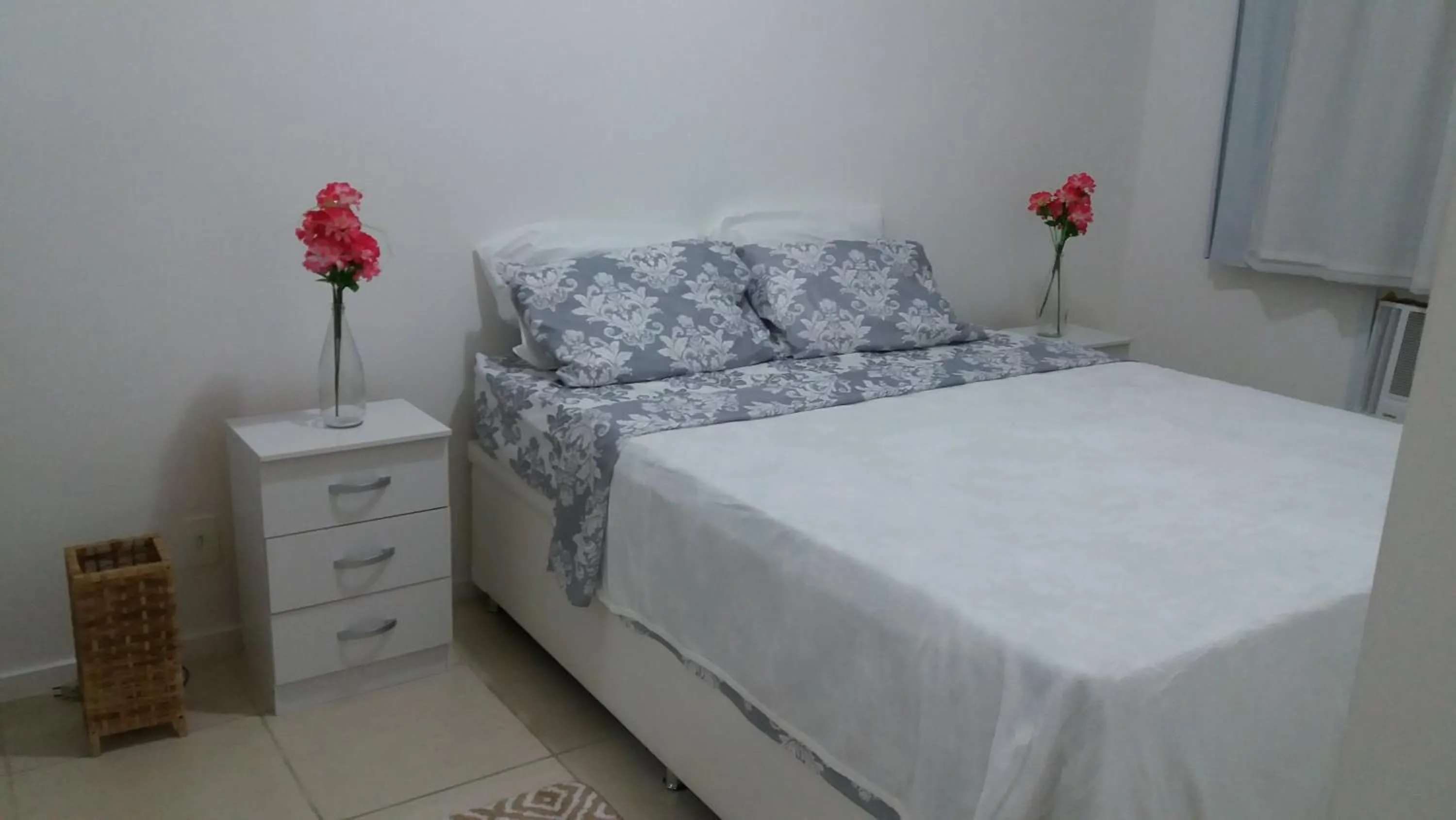 Photo of the whole room in Ap 2 suítes perto Projac Riocentro Parque Olímpico Rock in Rio