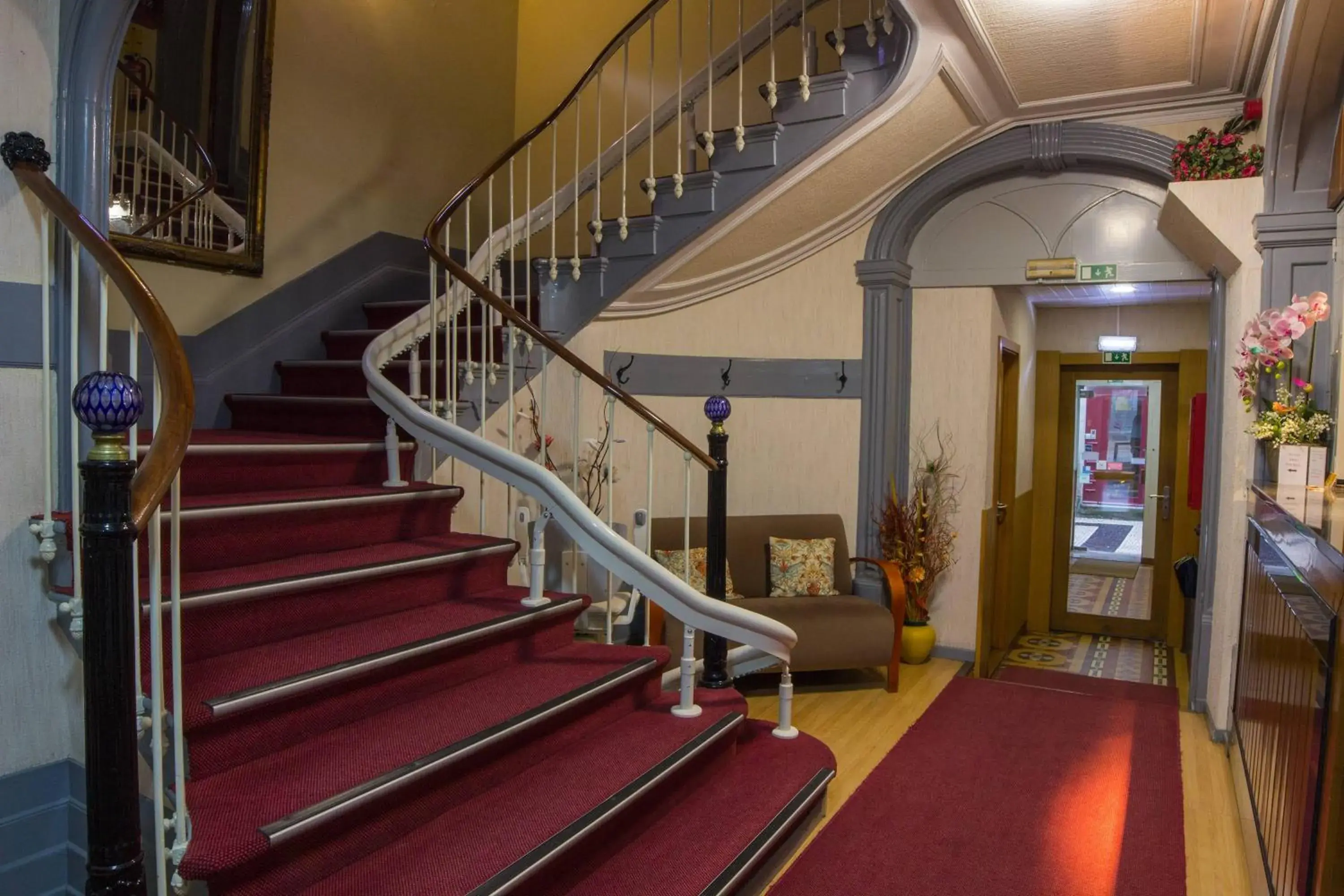 Lobby or reception in Hotel Estoril Porto Lobby or reception in Hotel Estoril Porto