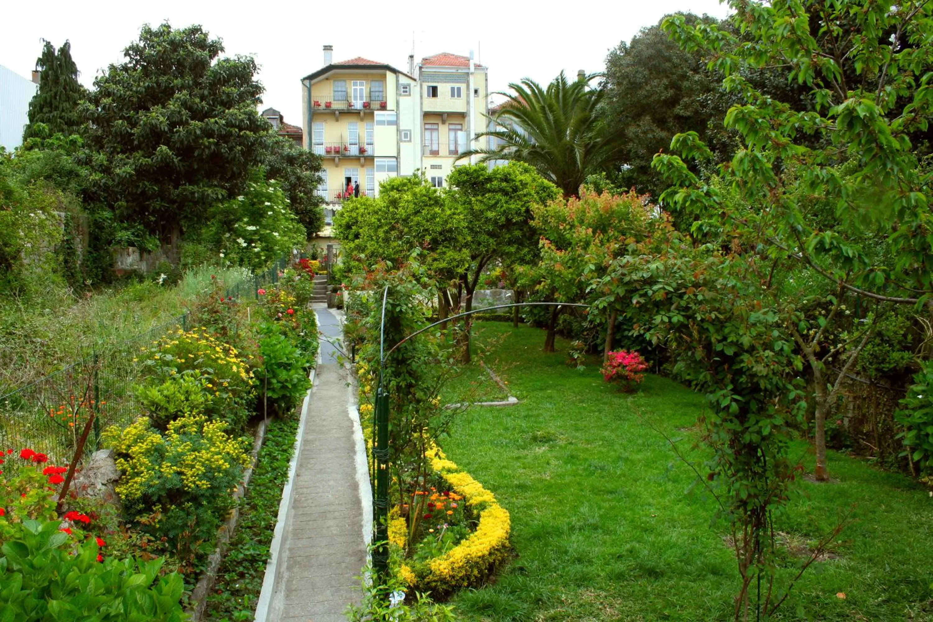 Property building in Hotel Estoril Porto