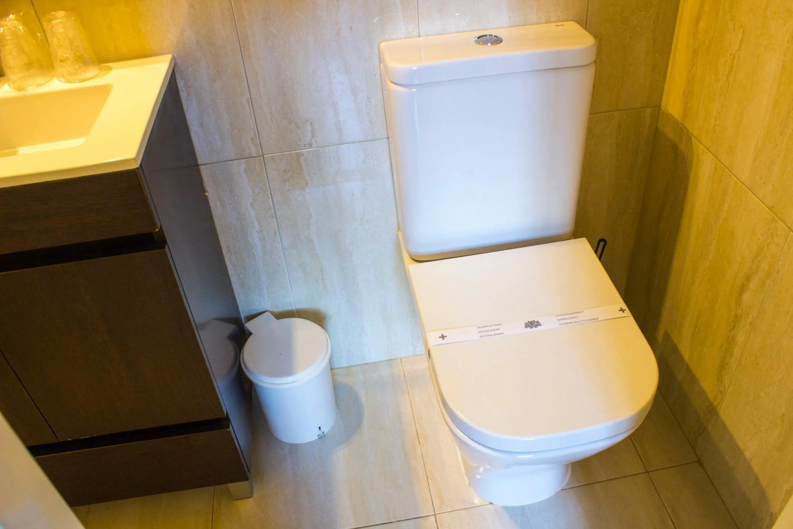 Bathroom in Hotel Estoril Porto