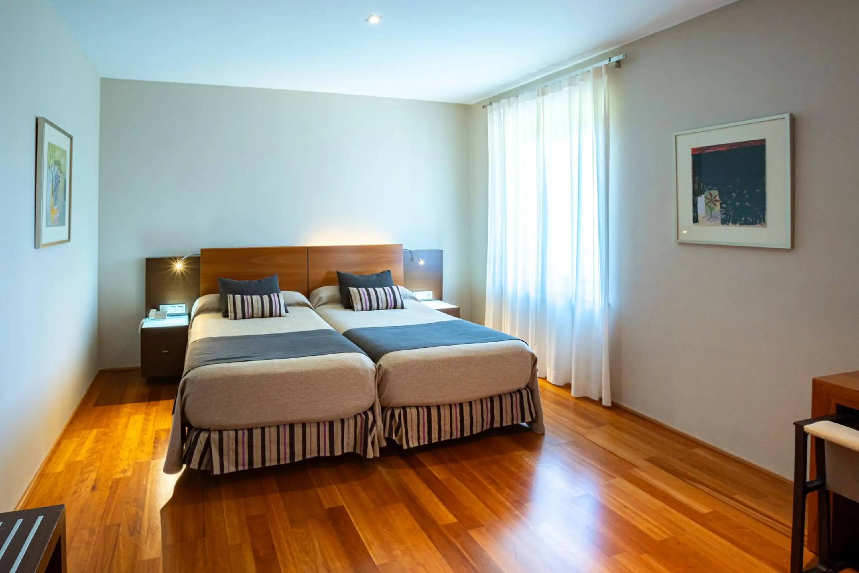 Bedroom, Bed in Hospedería Conventual Sierra de Gata