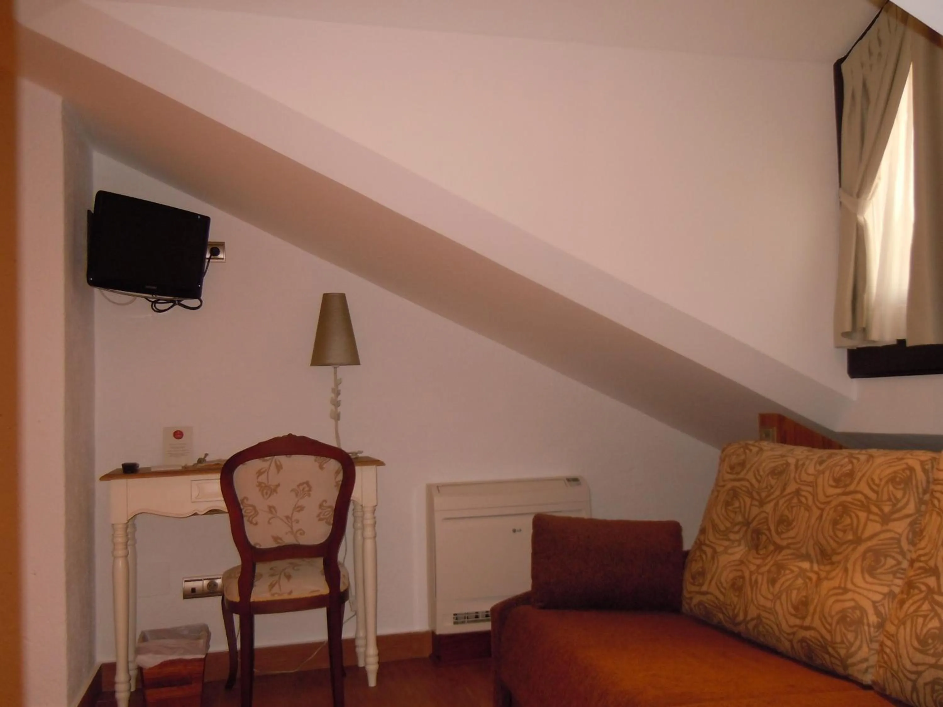 Photo of the whole room in Posada La Torre de los Isla & Spa