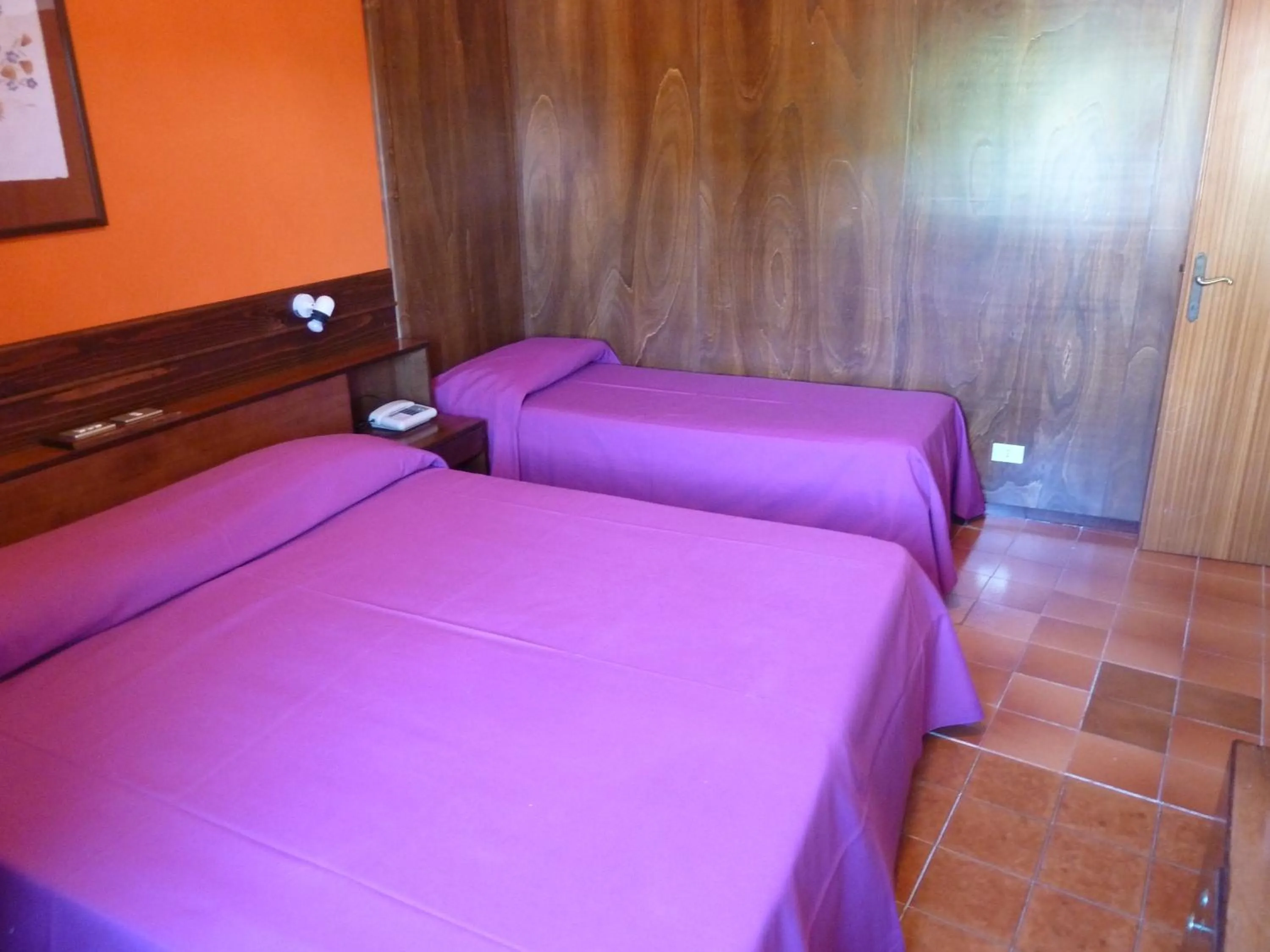 Bedroom, Bed in Hotel Caldora