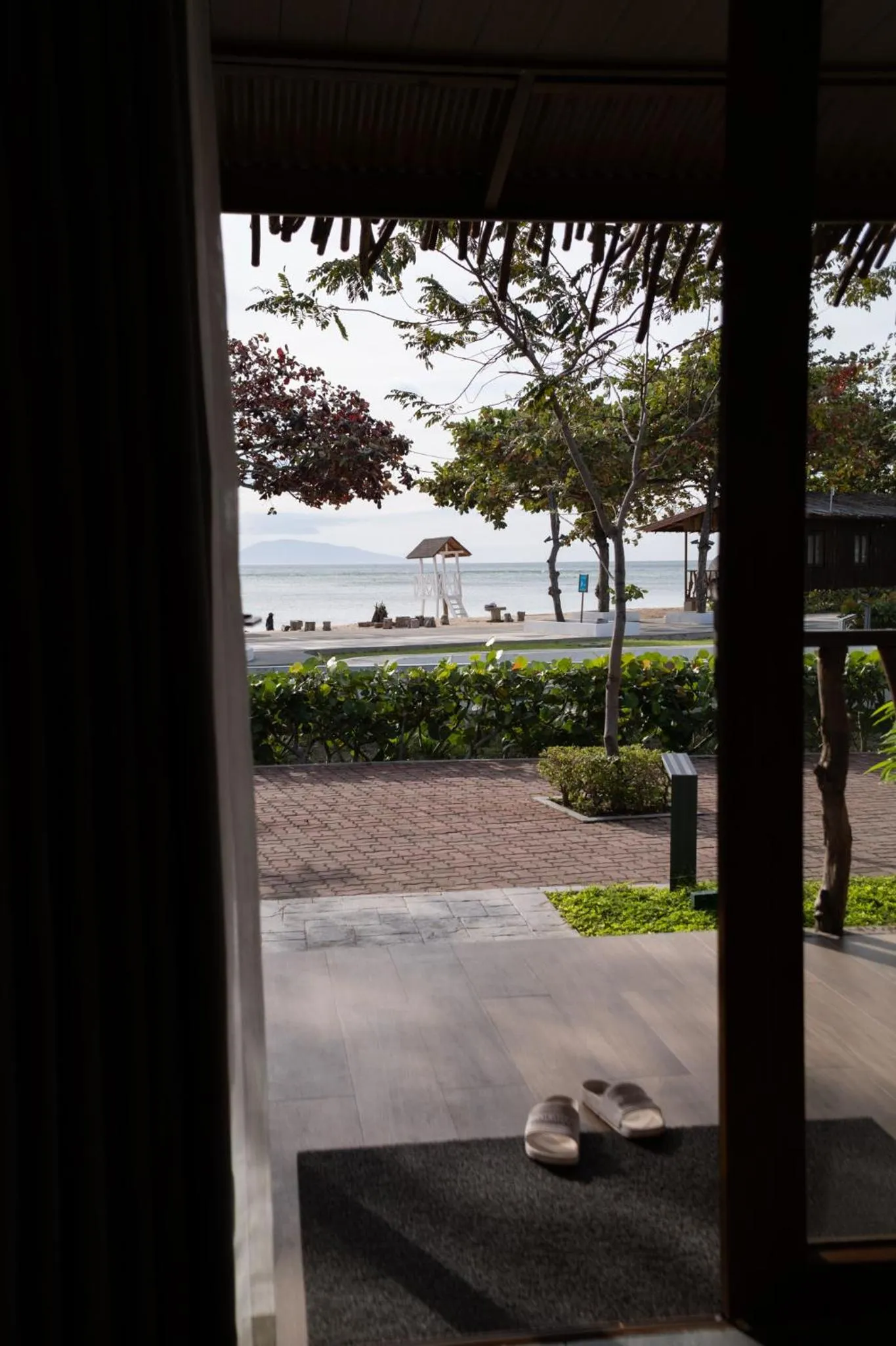 Sea view in Crusoe Cabins Casobe