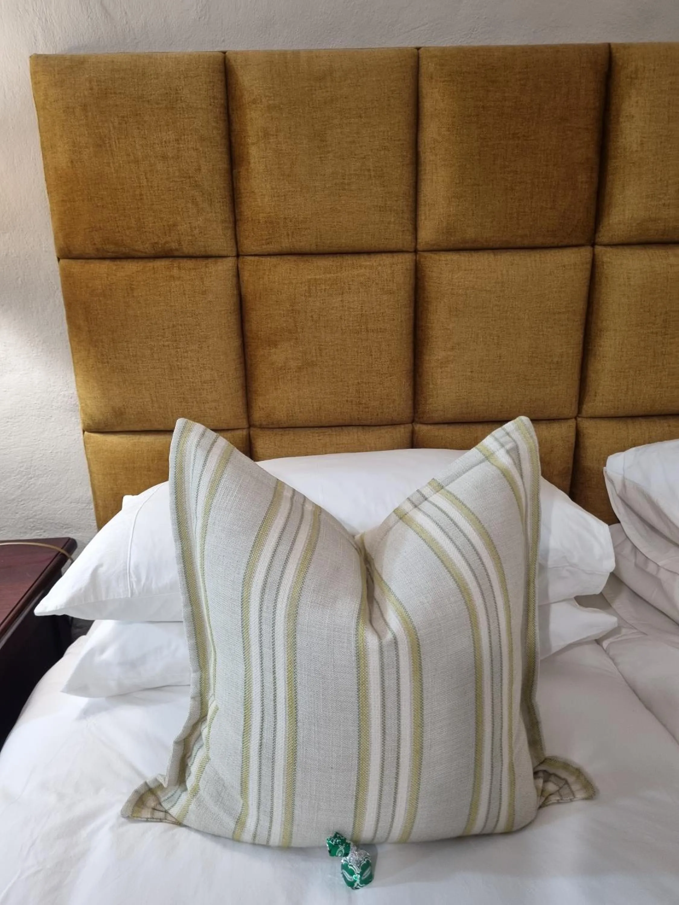 Bed in Barrydale Karoo - BOUTIQUE HOTEL