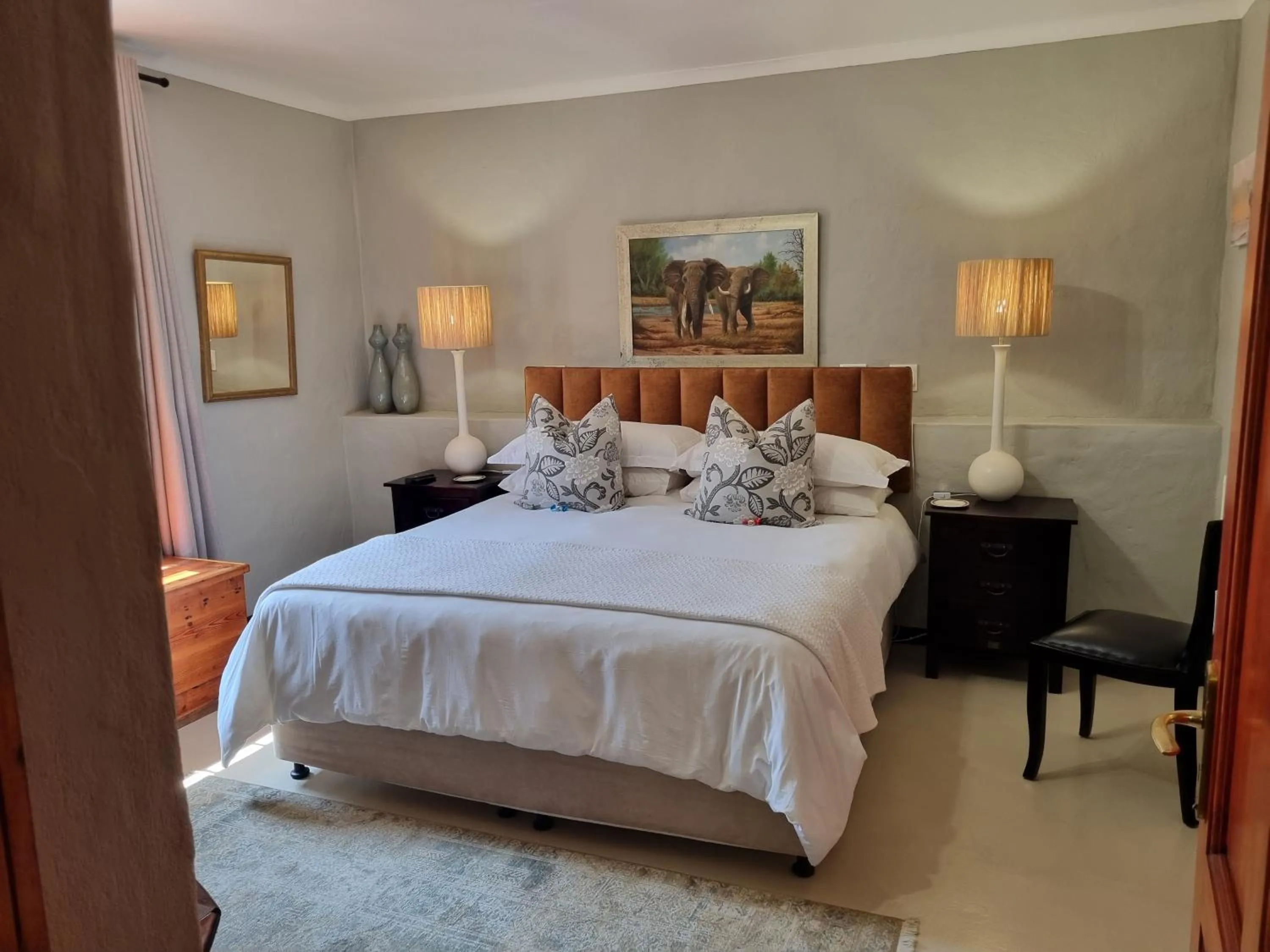 Bed in Barrydale Karoo - BOUTIQUE HOTEL