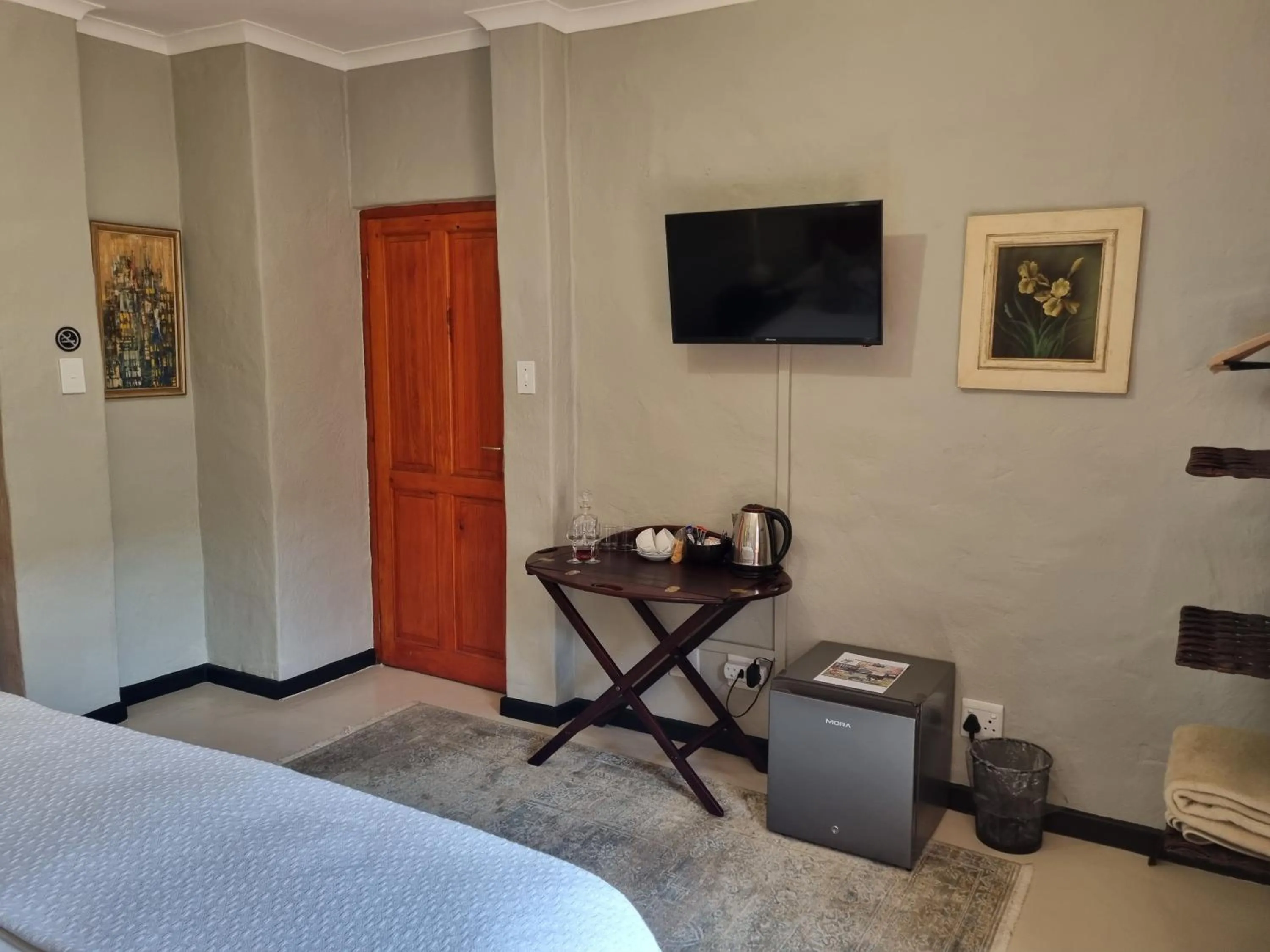 Bed in Barrydale Karoo - BOUTIQUE HOTEL