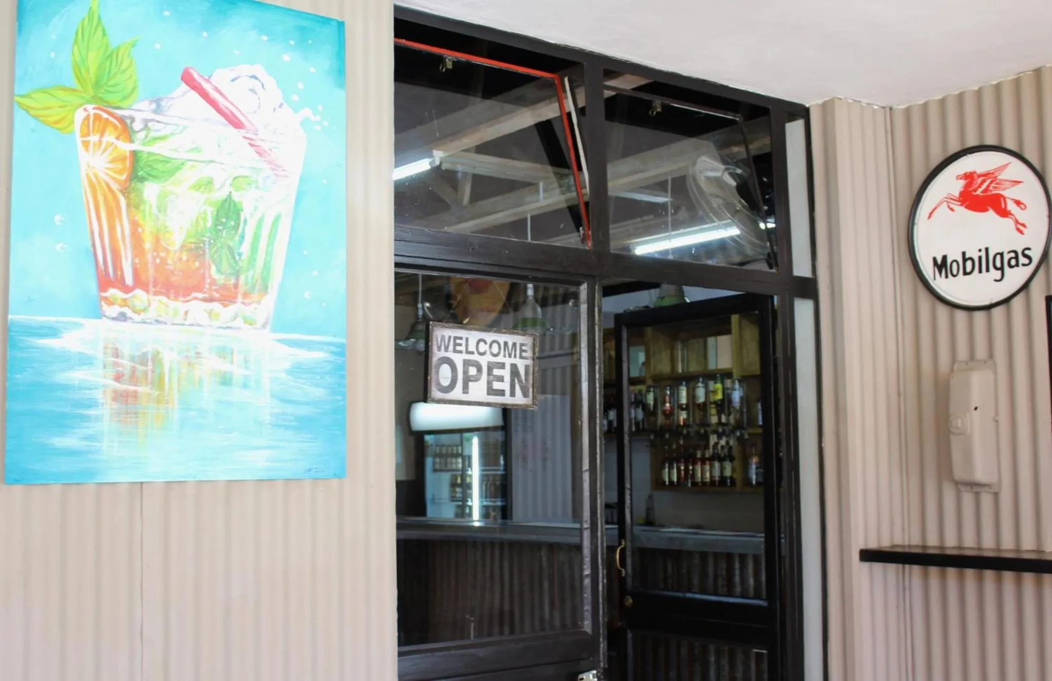 Lounge or bar in Barrydale Karoo - BOUTIQUE HOTEL