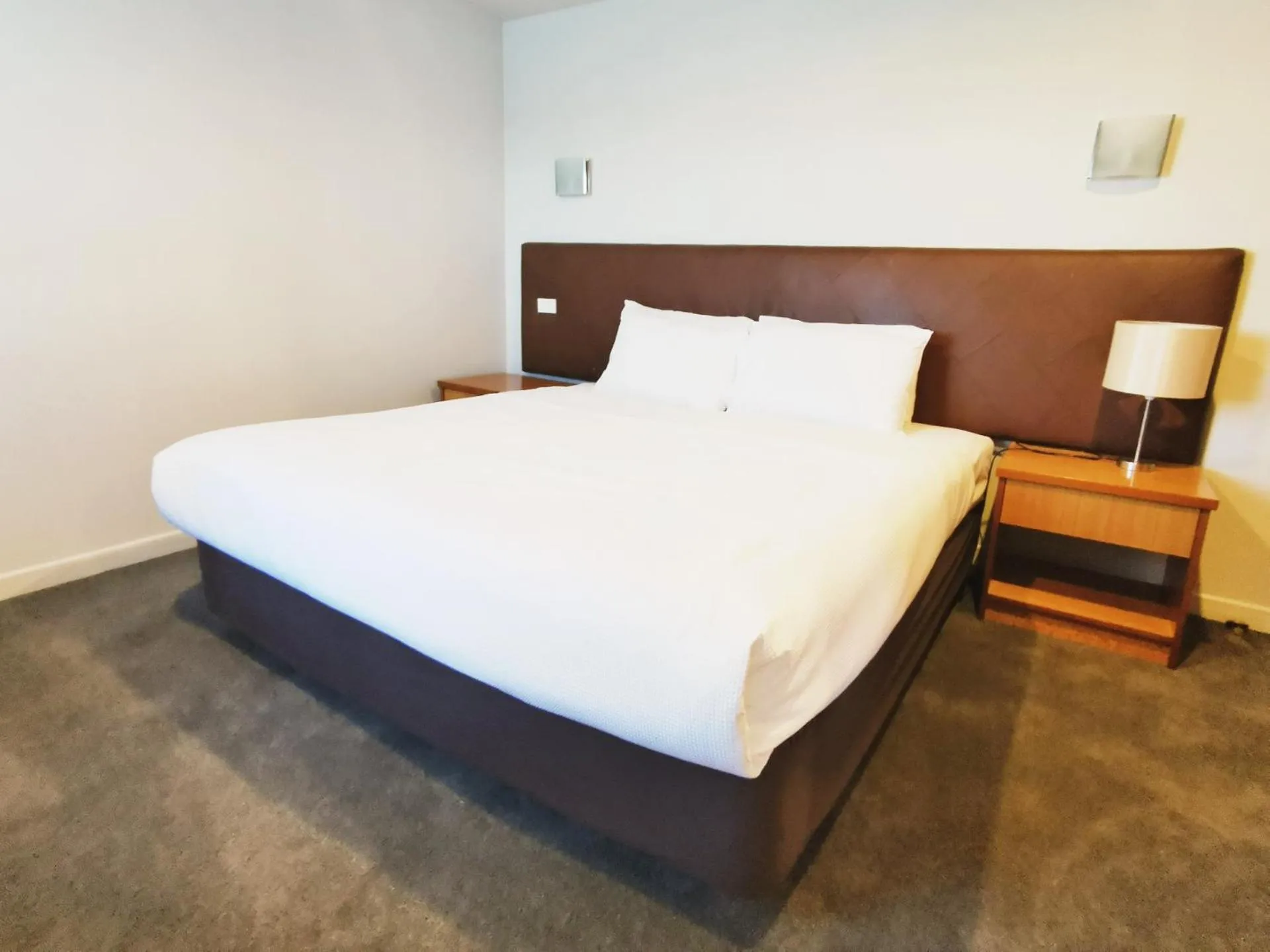 Bedroom, Bed in Boulevard Hotel