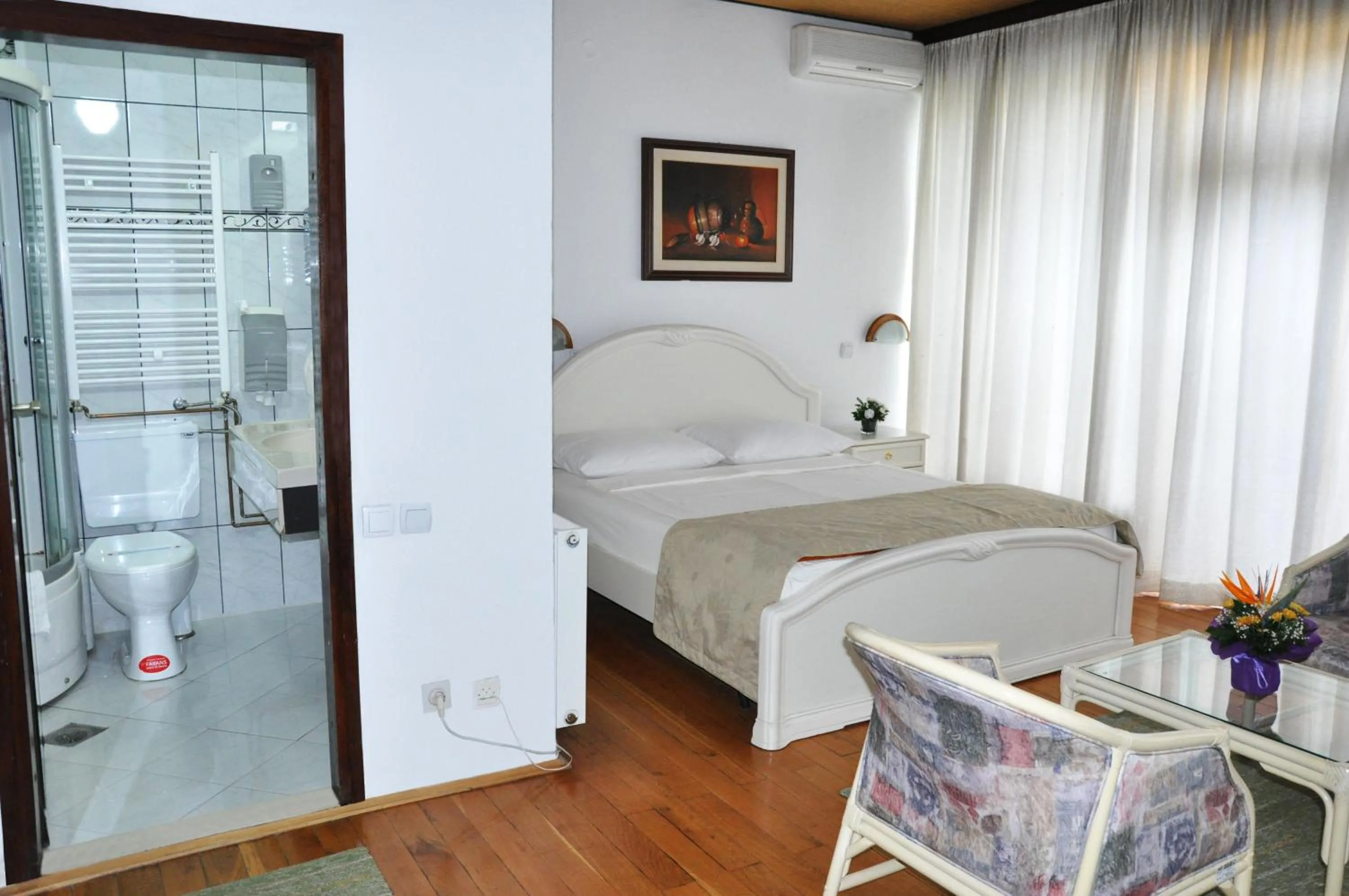 Bed in Hotel Simpo Pržar