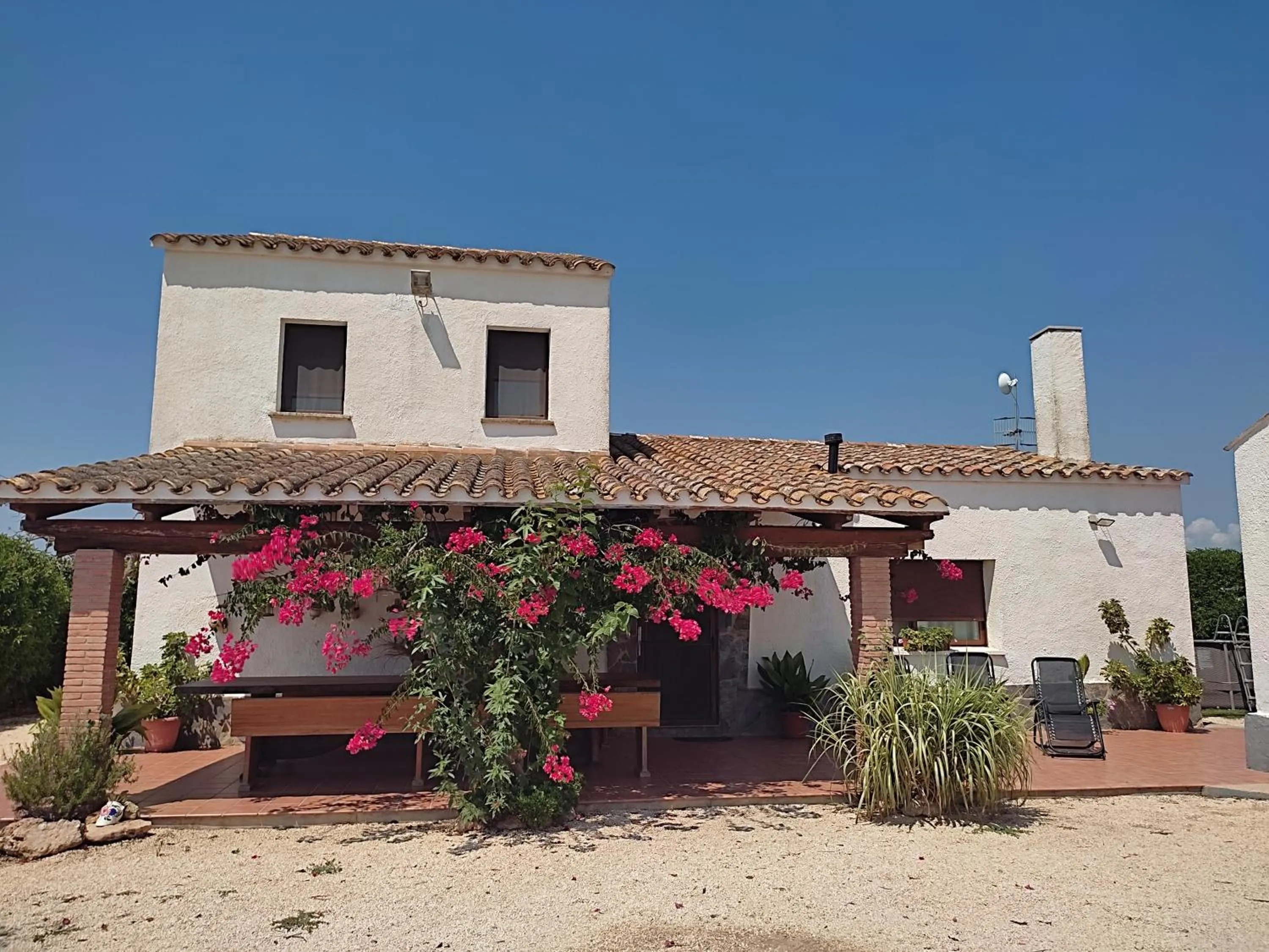 Property Building in Casa Rue