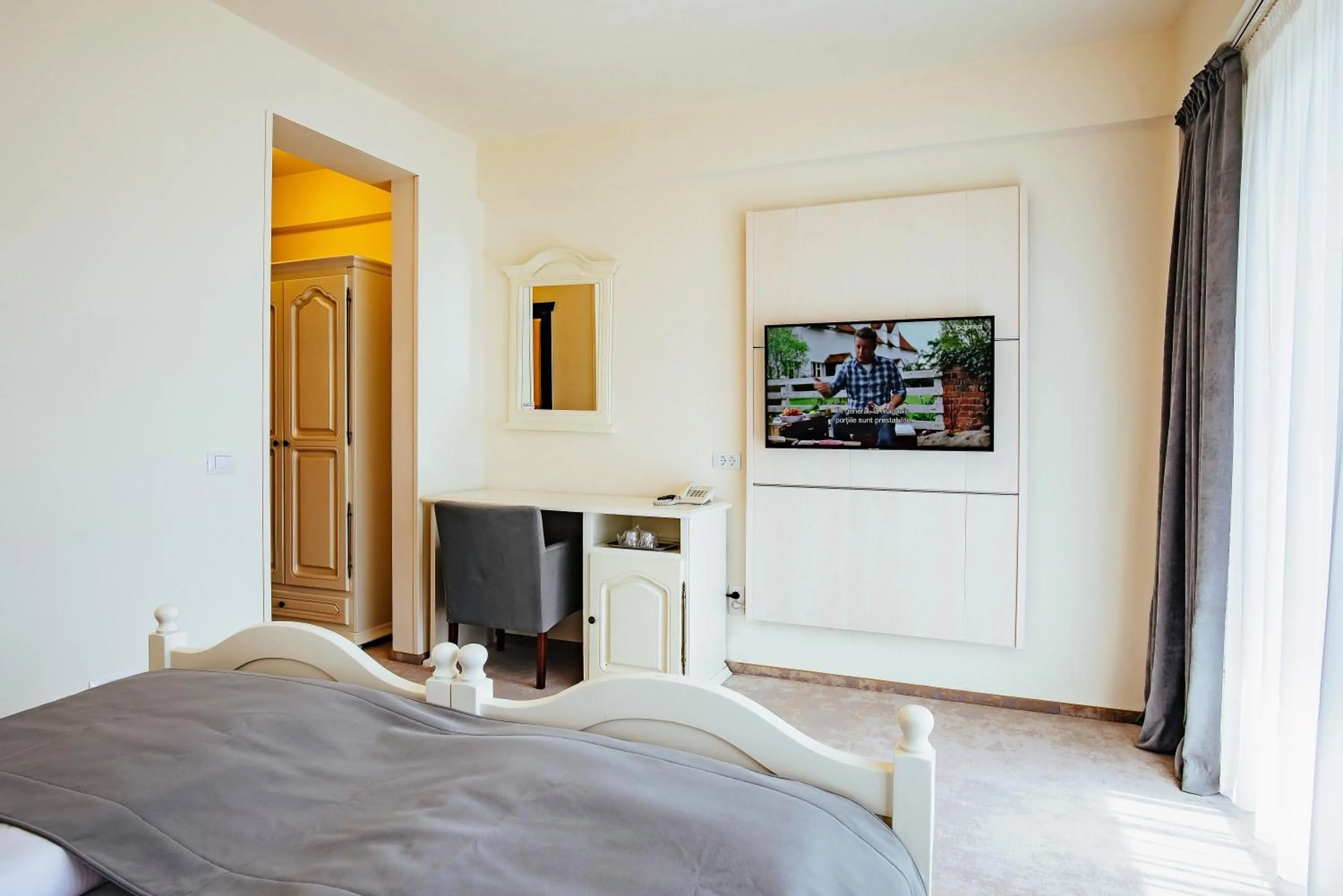 TV and multimedia, Bed in Pension Casa Humor