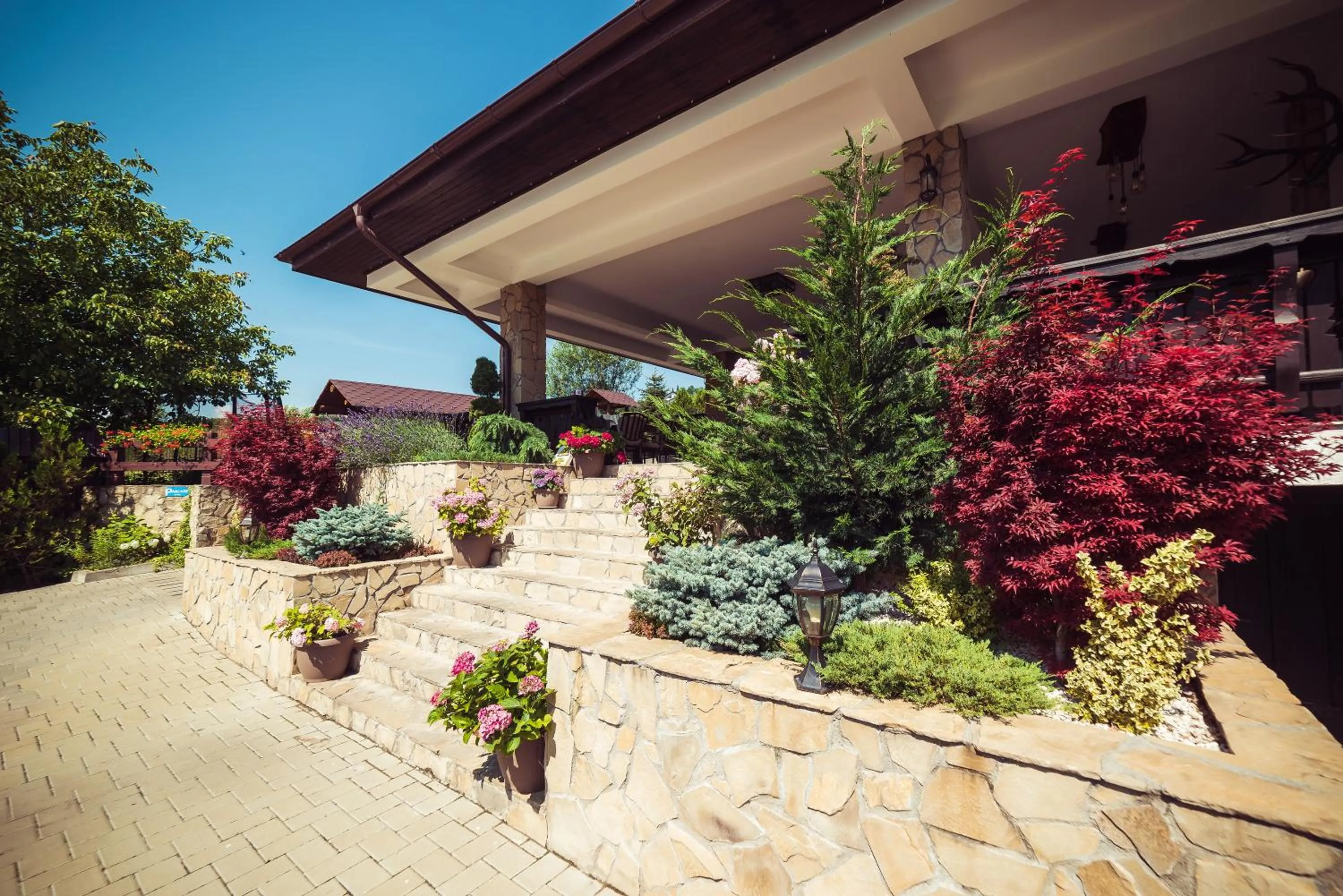 Inner courtyard view in Pension Casa Humor