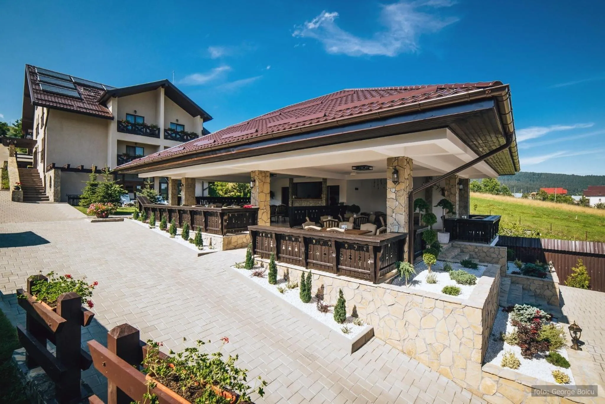 Property building in Pension Casa Humor