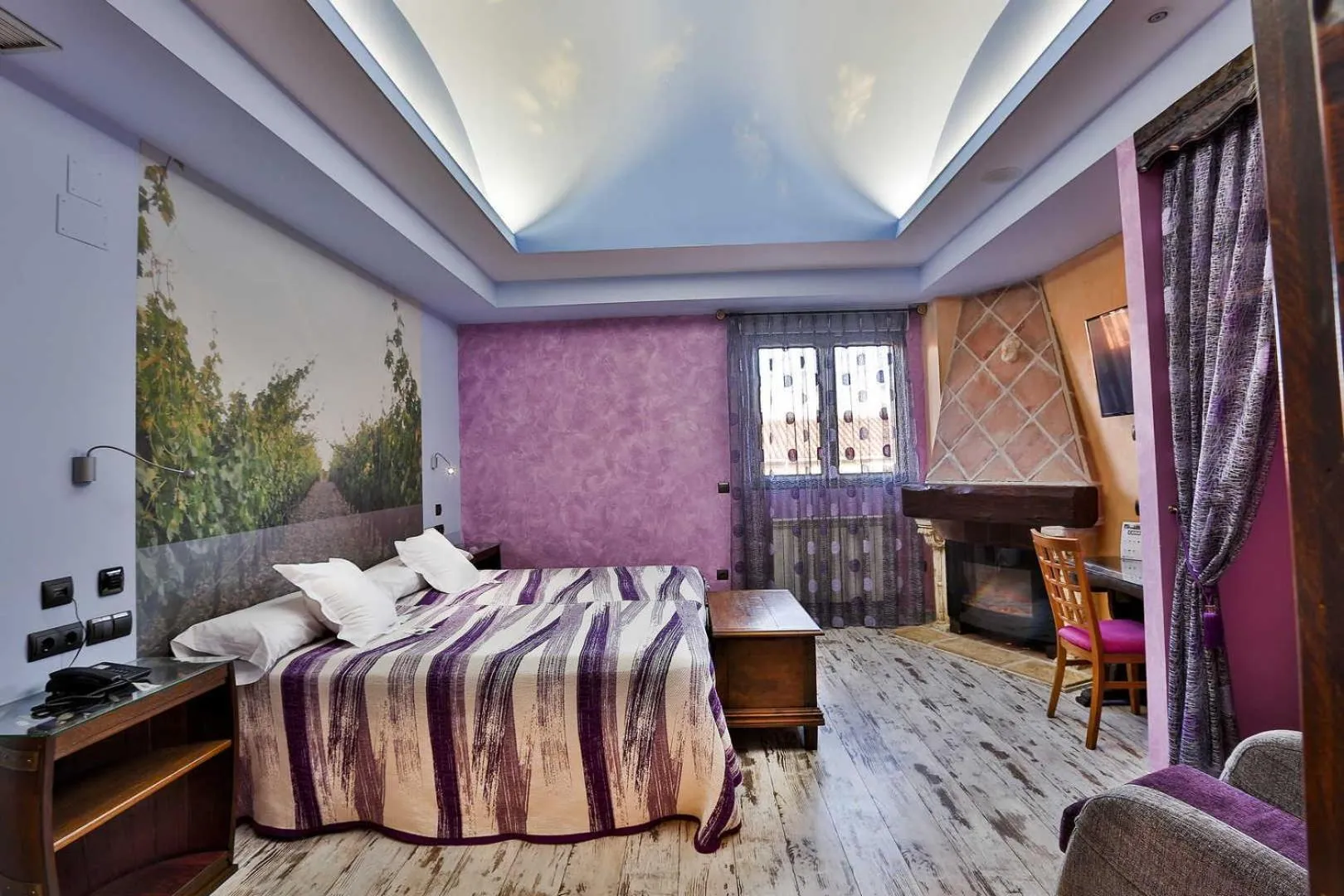 Day, Bed in Hotel SPA El Lagar de Isilla