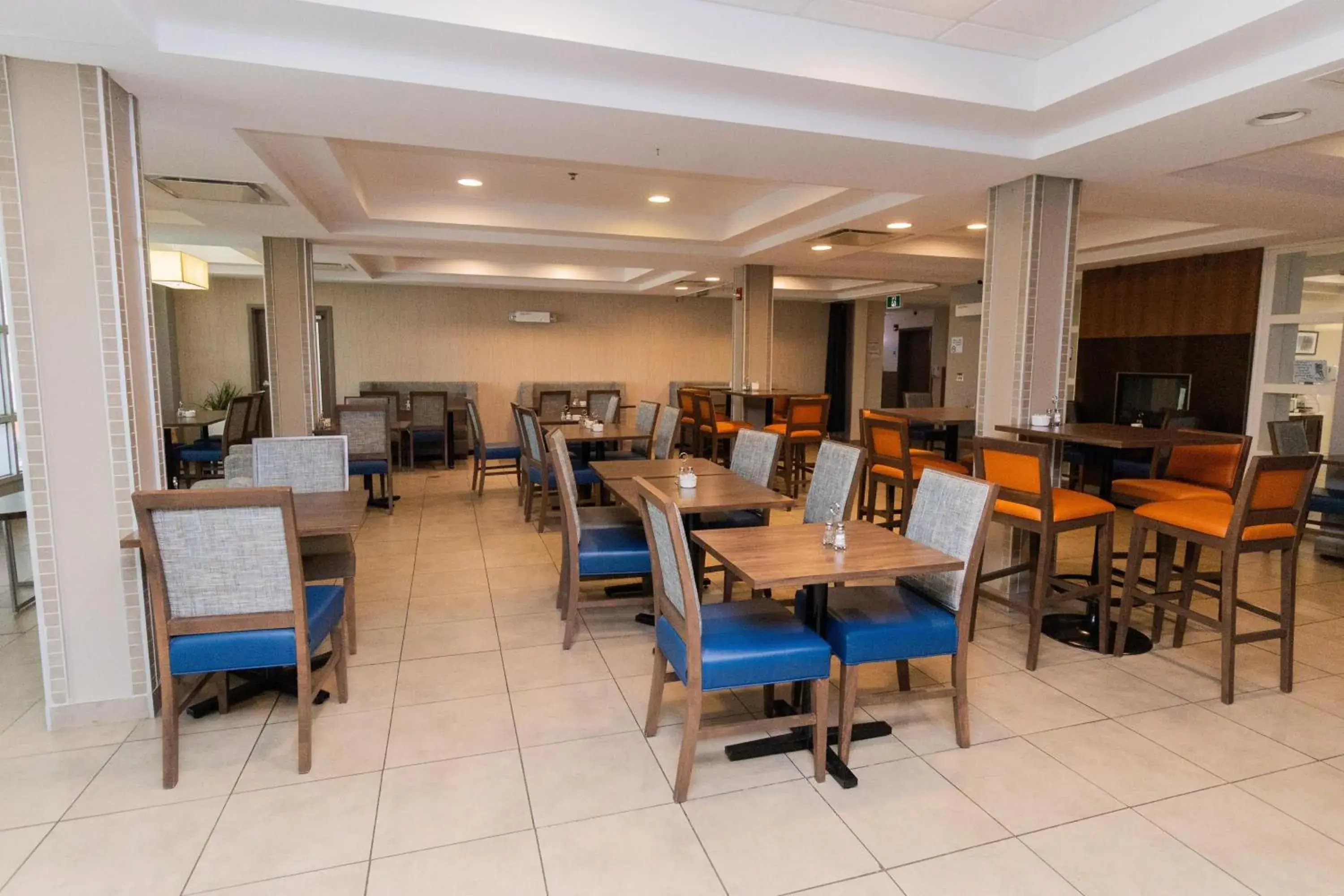 Breakfast in Deer Lake Horizon Hotel, BW Signature Collection Breakfast in Deer Lake Horizon Hotel, BW Signature Collection