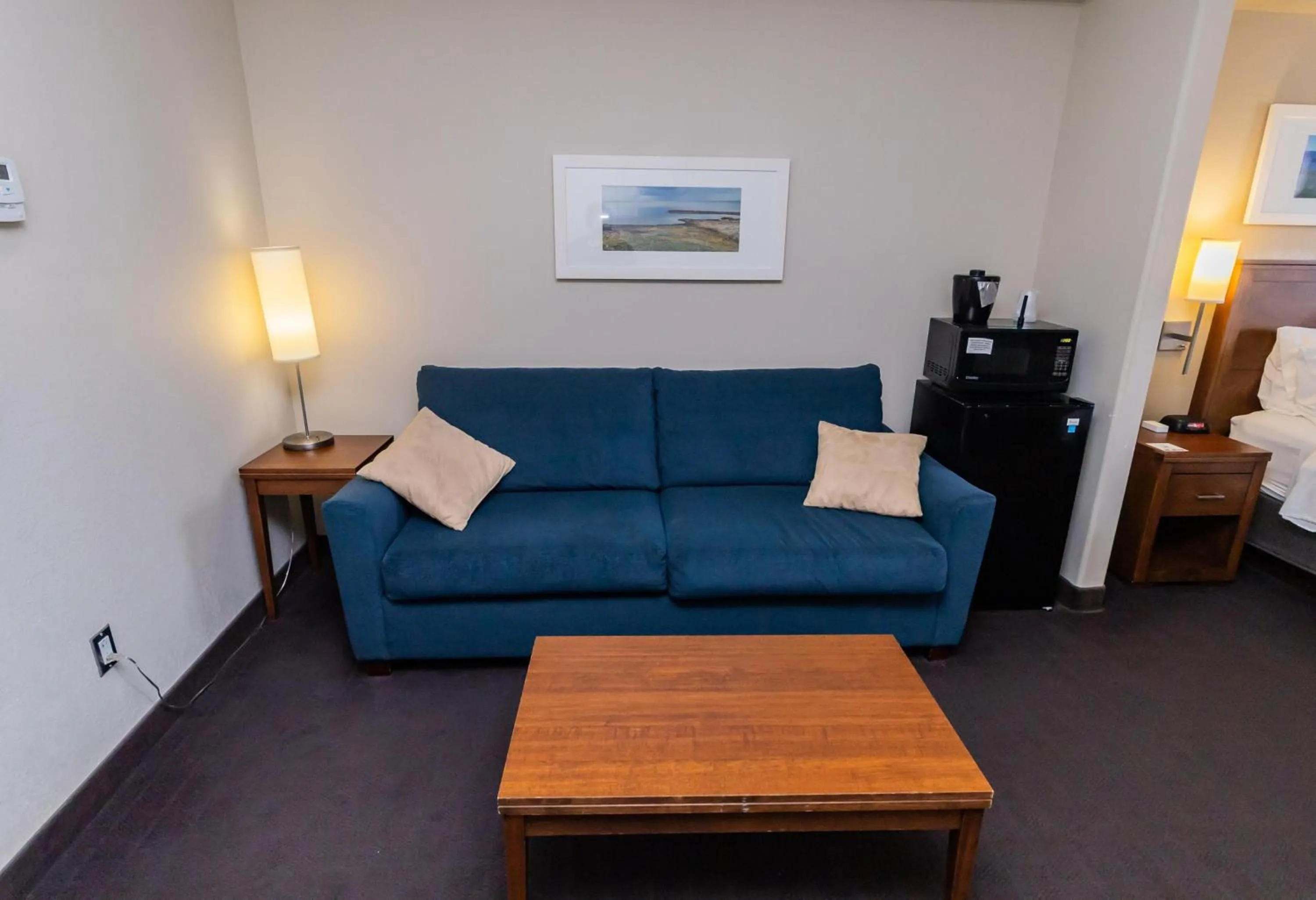 Bedroom, Bed in Deer Lake Horizon Hotel, BW Signature Collection