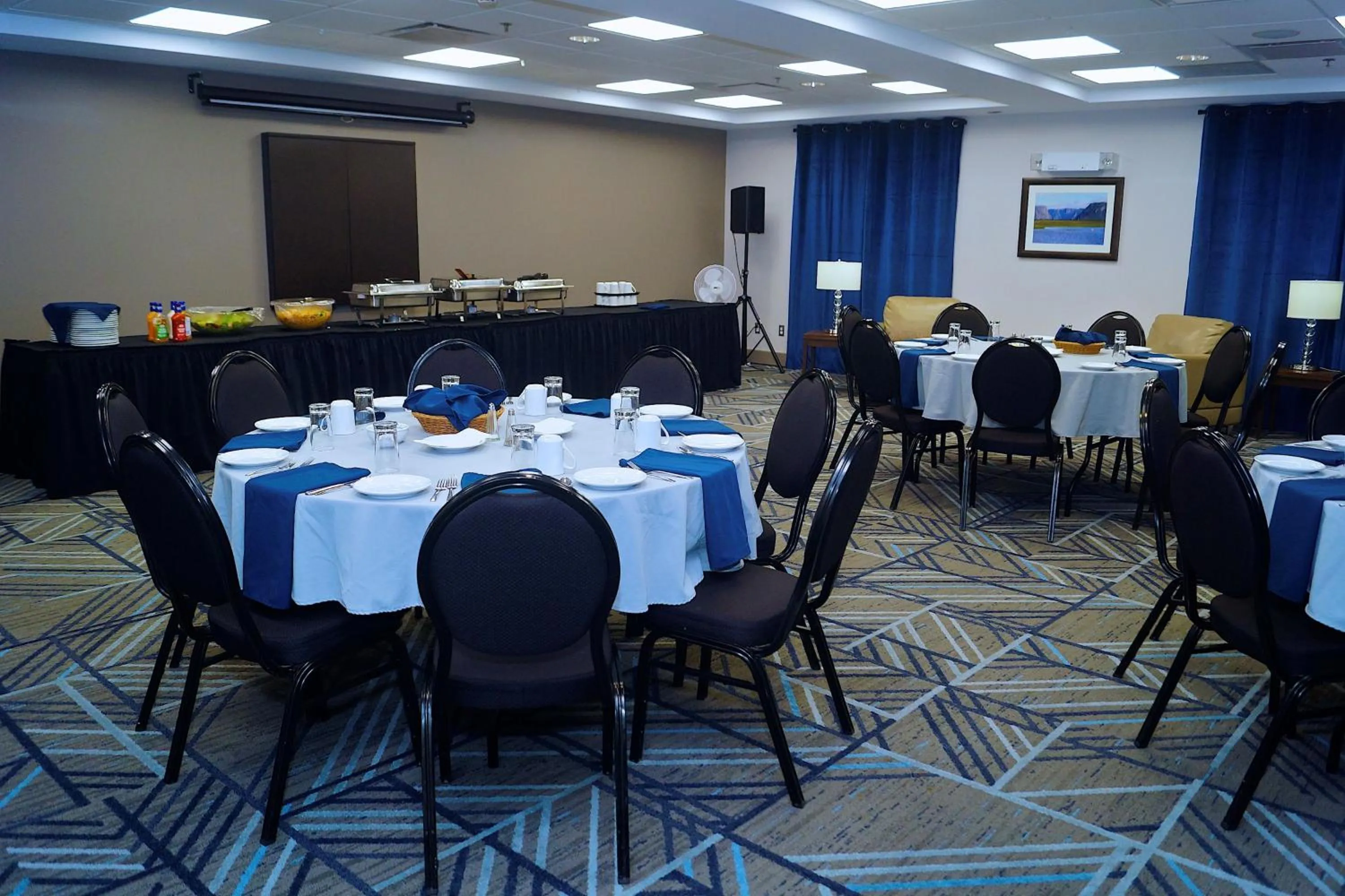 Banquet/Function facilities in Deer Lake Horizon Hotel