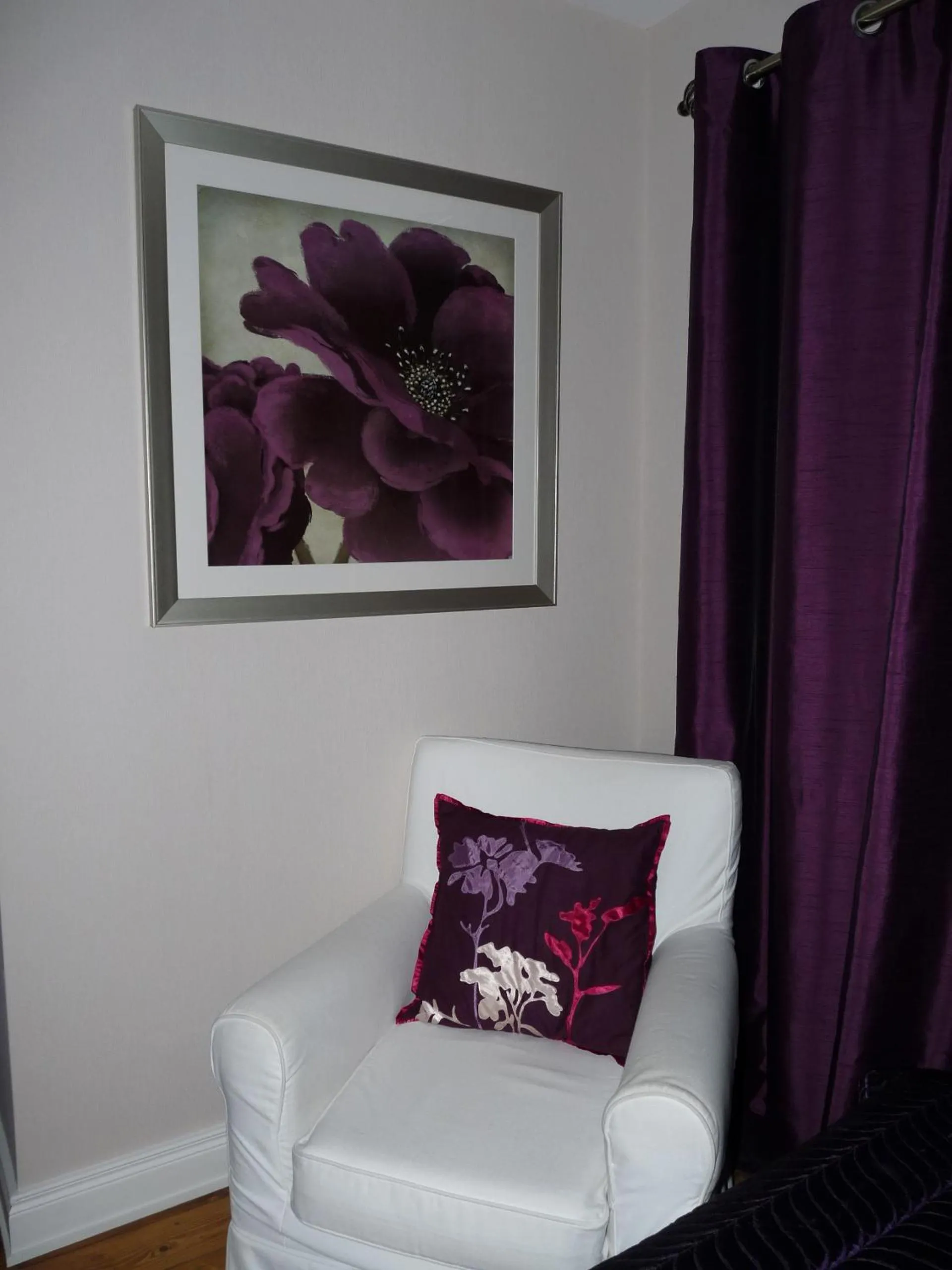 Seating area in Stirabout Lane B&B