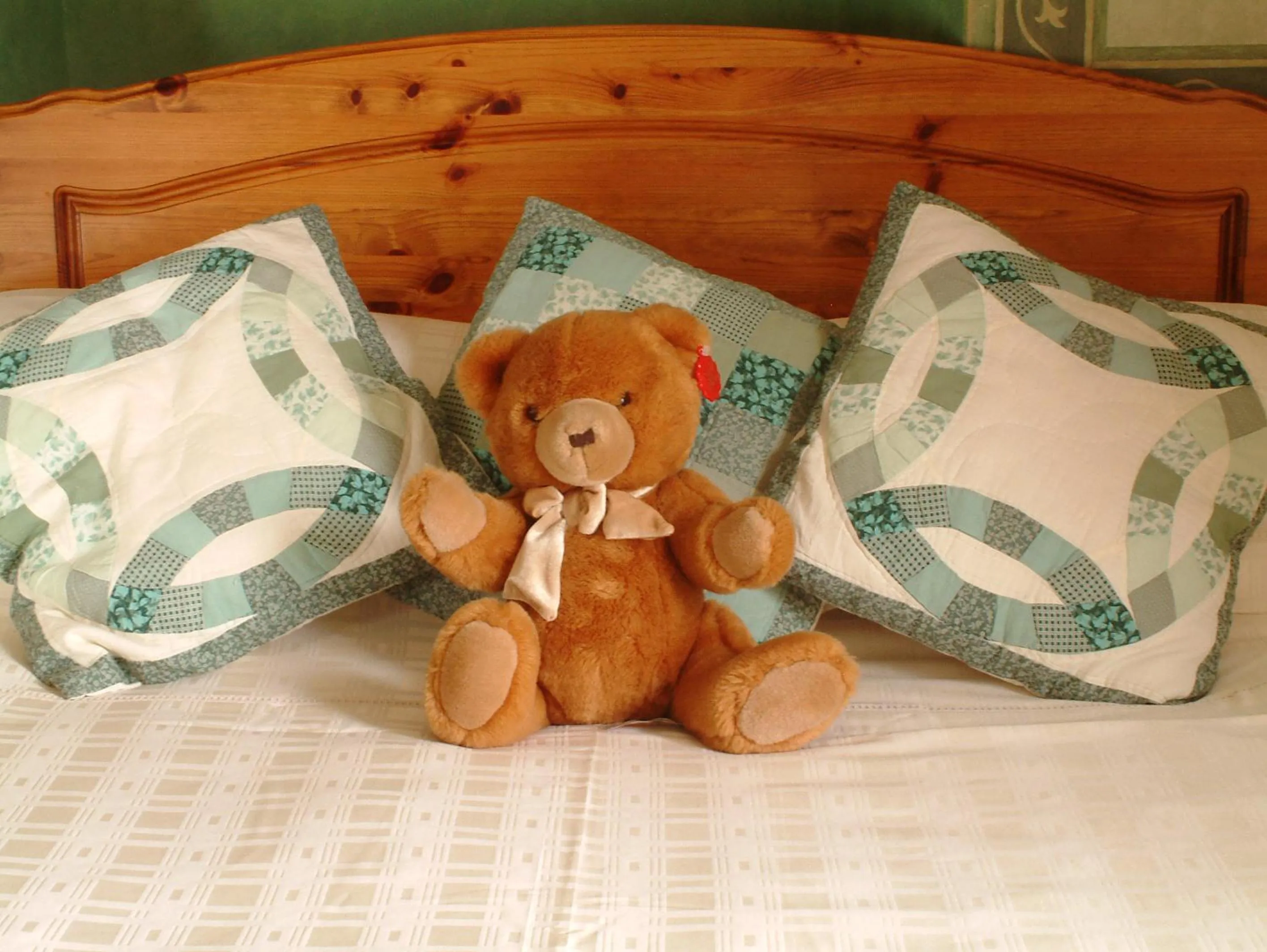 Bedroom, Bed in Stirabout Lane B&B