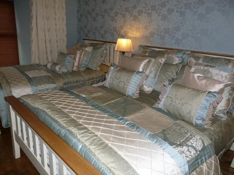 Bedroom, Bed in Stirabout Lane B&B