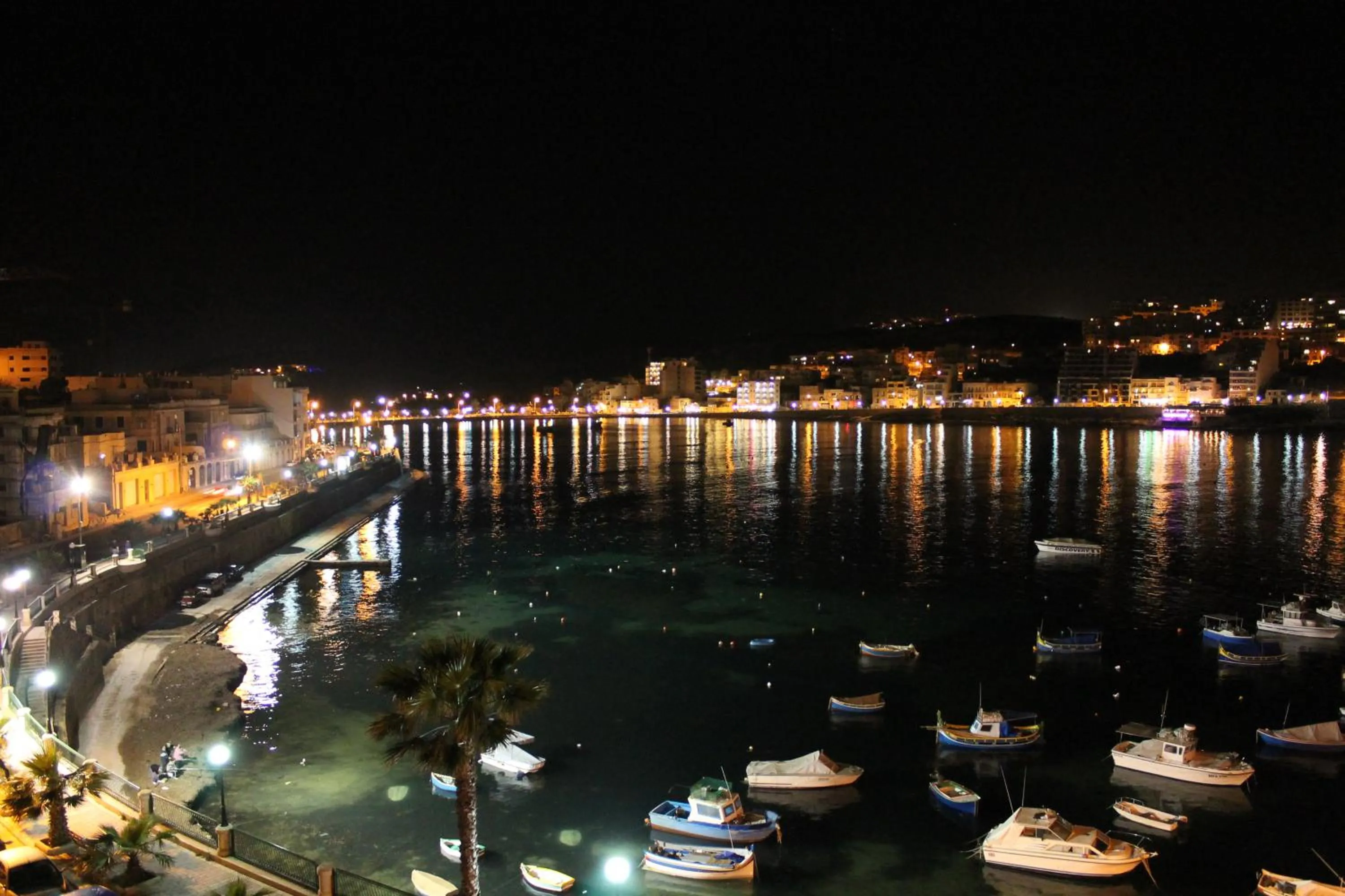 City view in Harbour Lights seafront 2 bedroom apartments with panoramic sea views - by Getawaysmalta