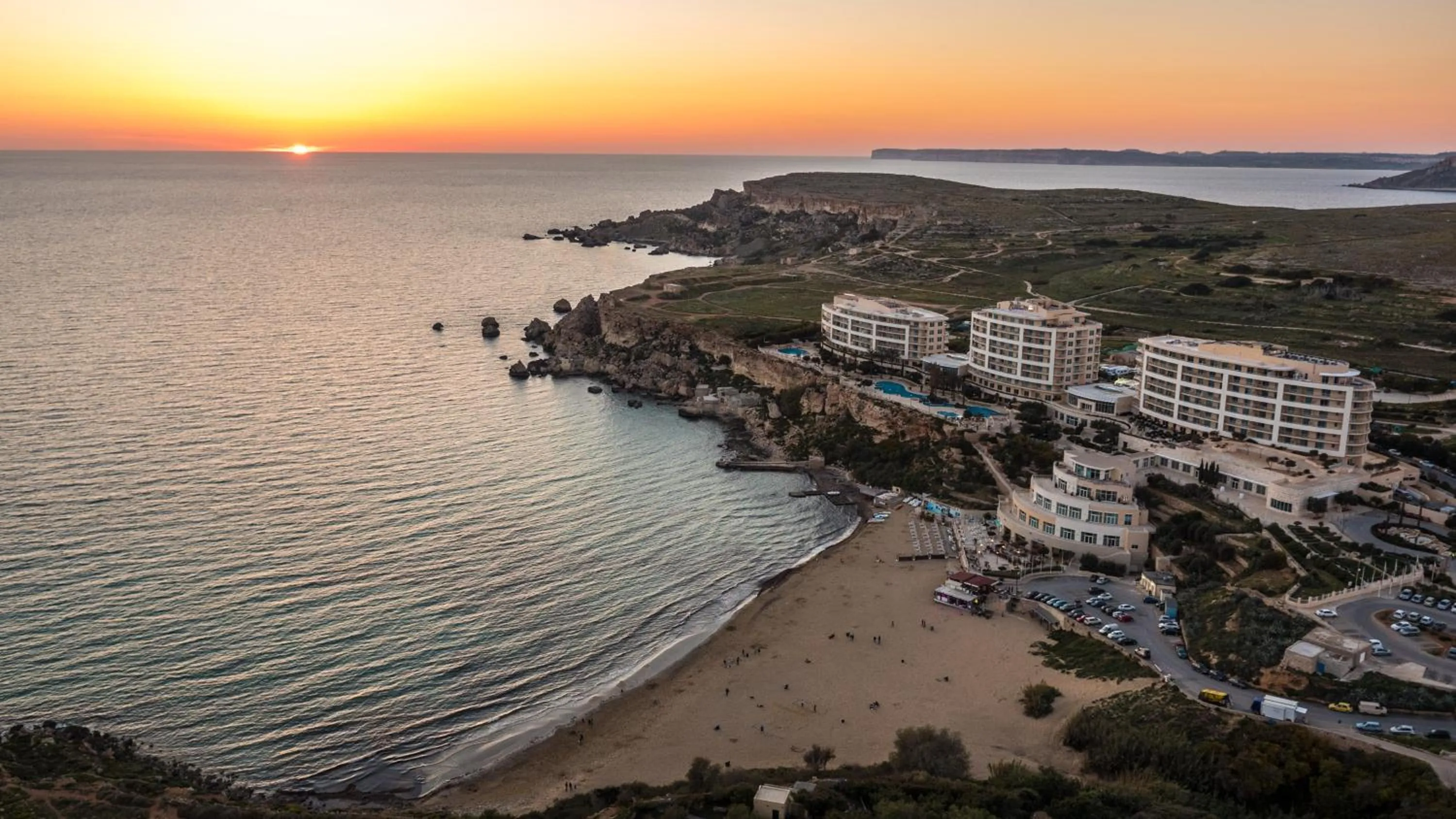 Off site in Harbour Lights seafront 2 bedroom apartments with panoramic sea views - by Getawaysmalta